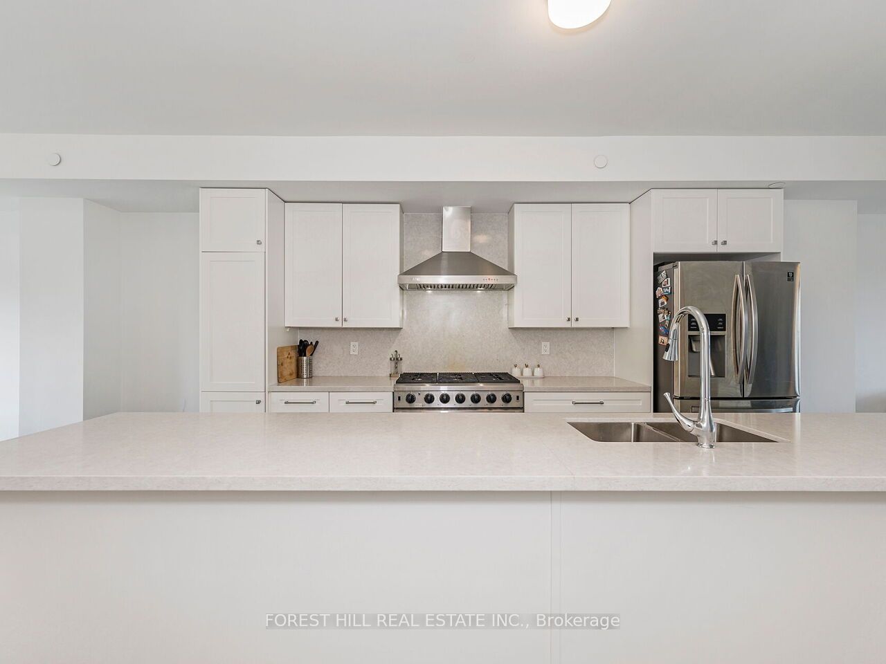 1 Hartman Avenue 5 Property Photo 8