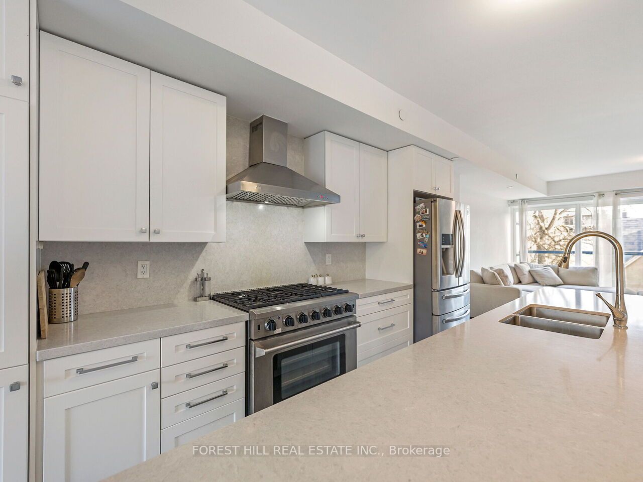 1 Hartman Avenue 5 Property Photo 9