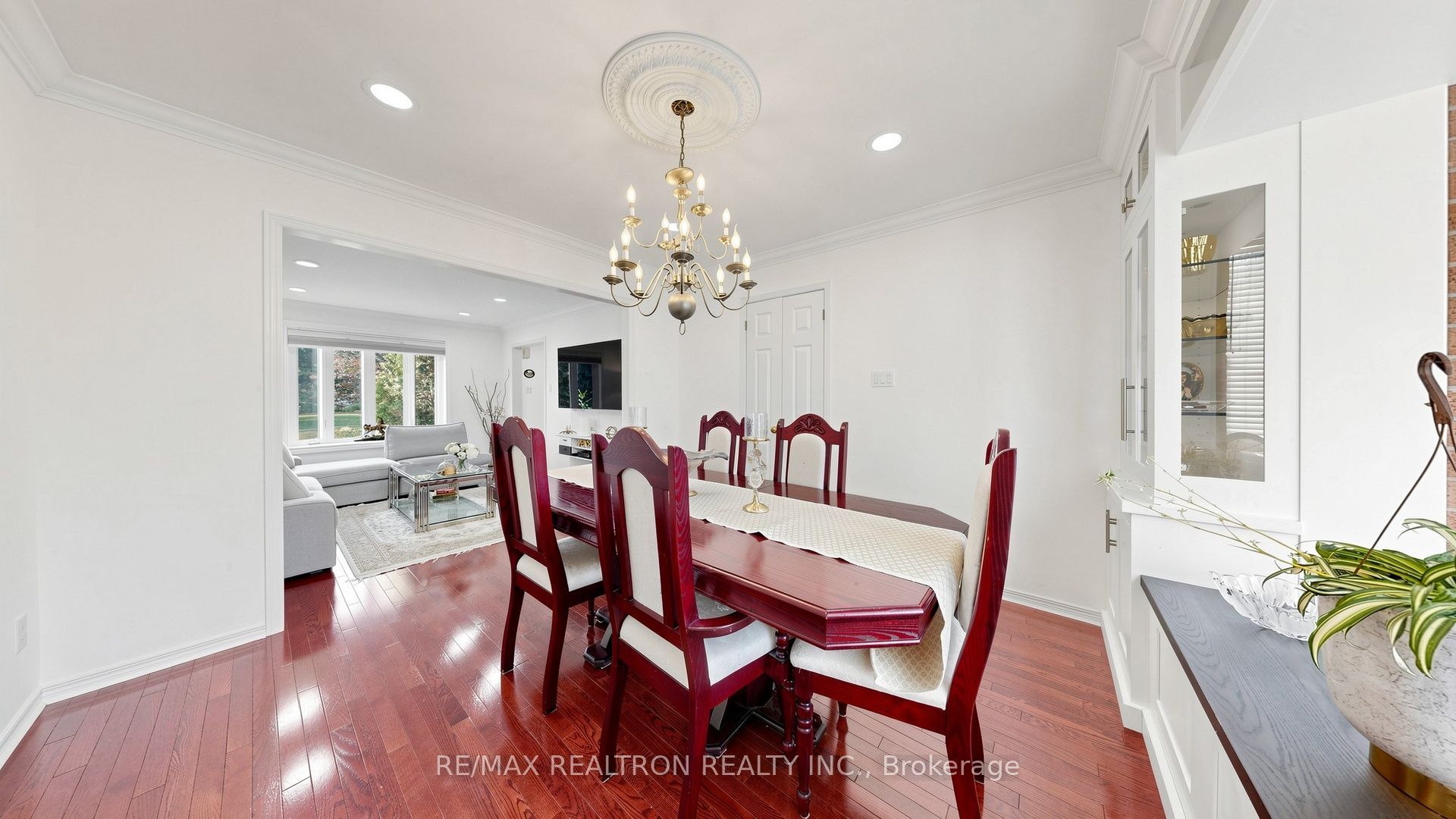 97 Thompson Drive Property Photo 9