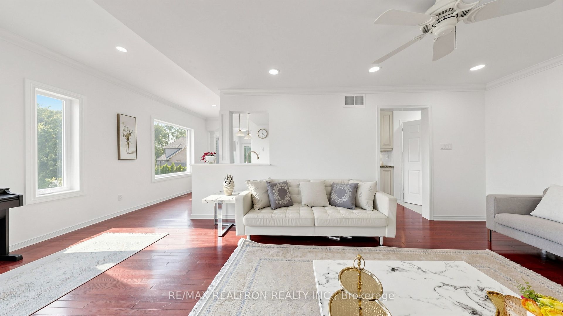 97 Thompson Drive Property Photo 11