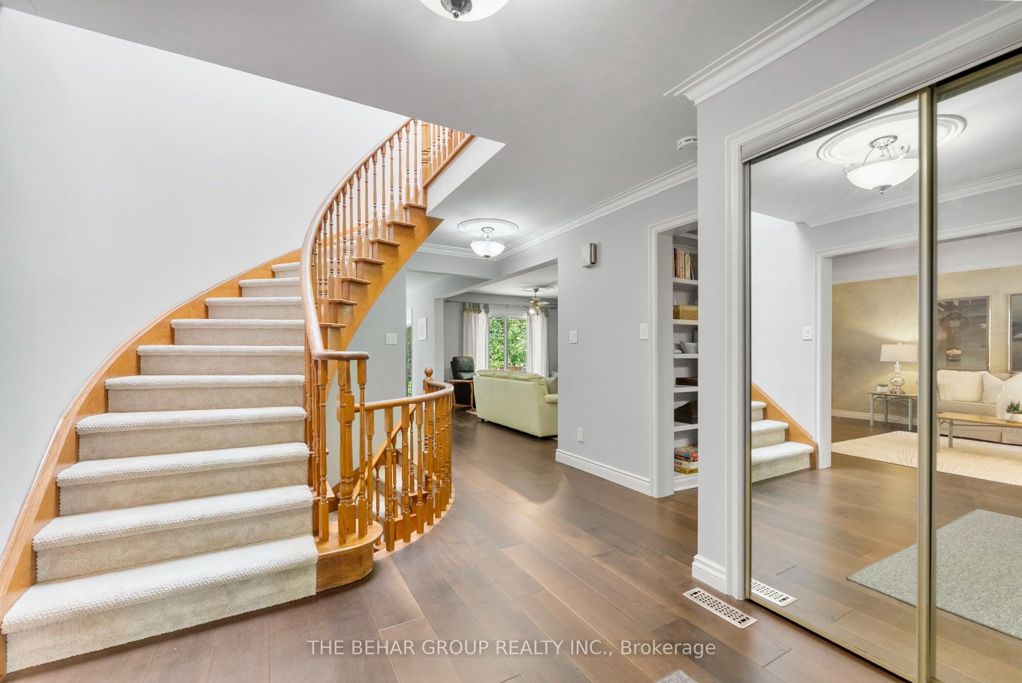 404 Easy Street Property Photo 4