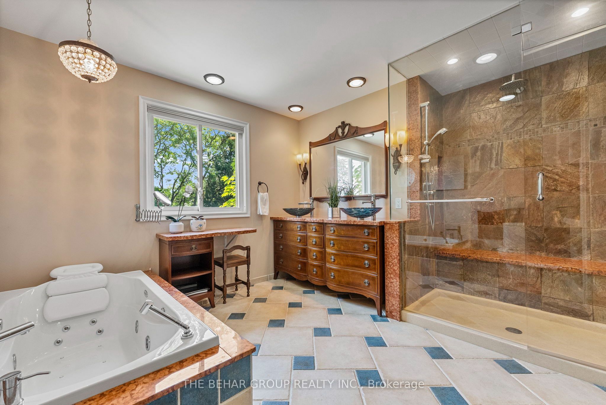 404 Easy Street Property Photo 19