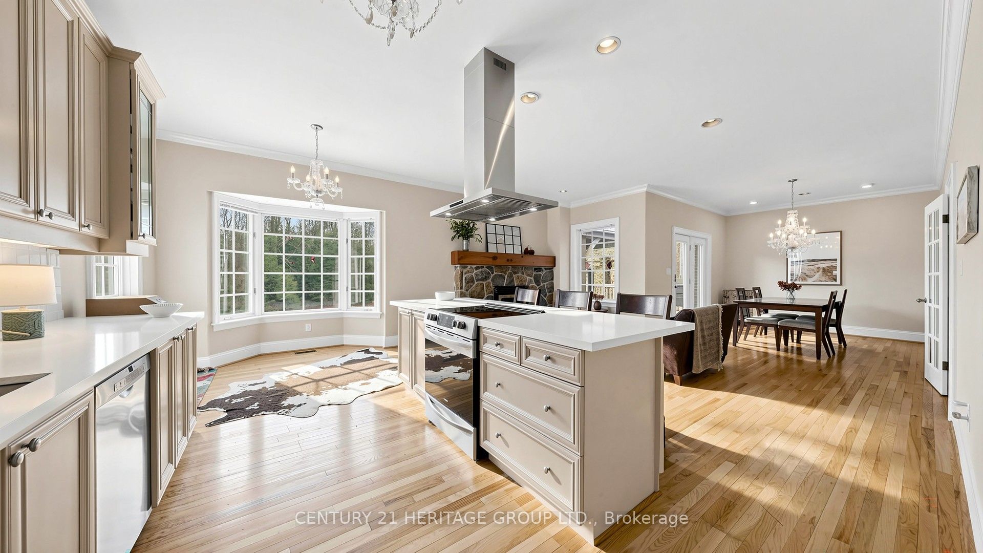 N13614990 Property Photo 23