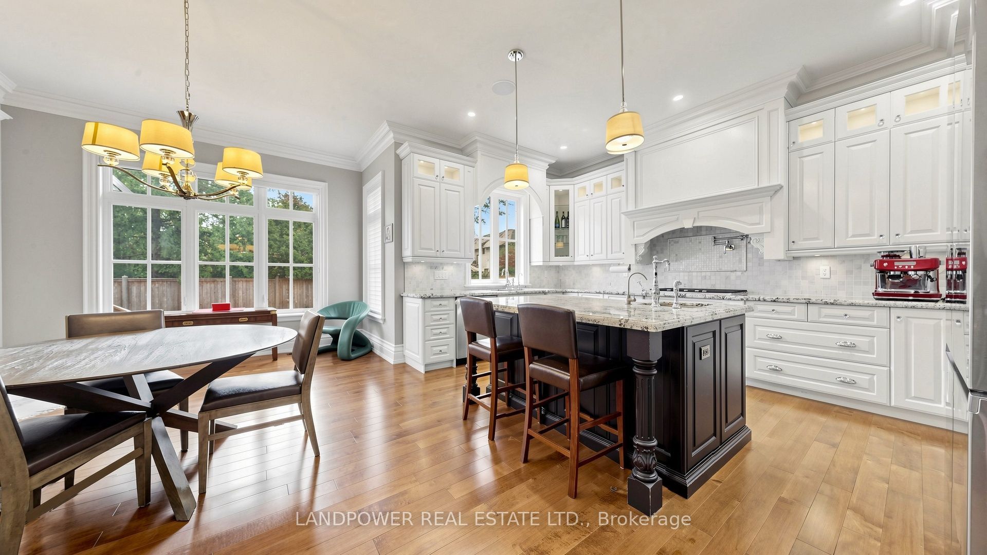 37 Pomander Road Property Photo 2