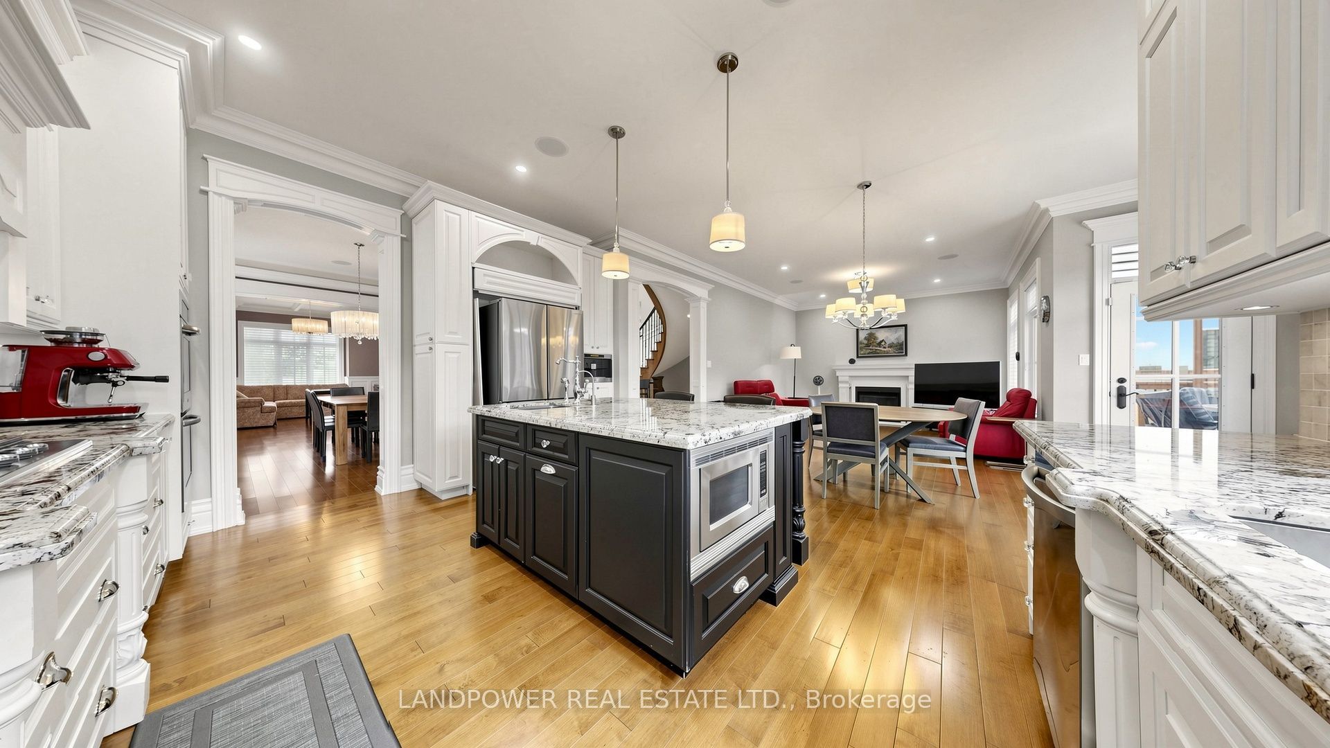 37 Pomander Road Property Photo 4