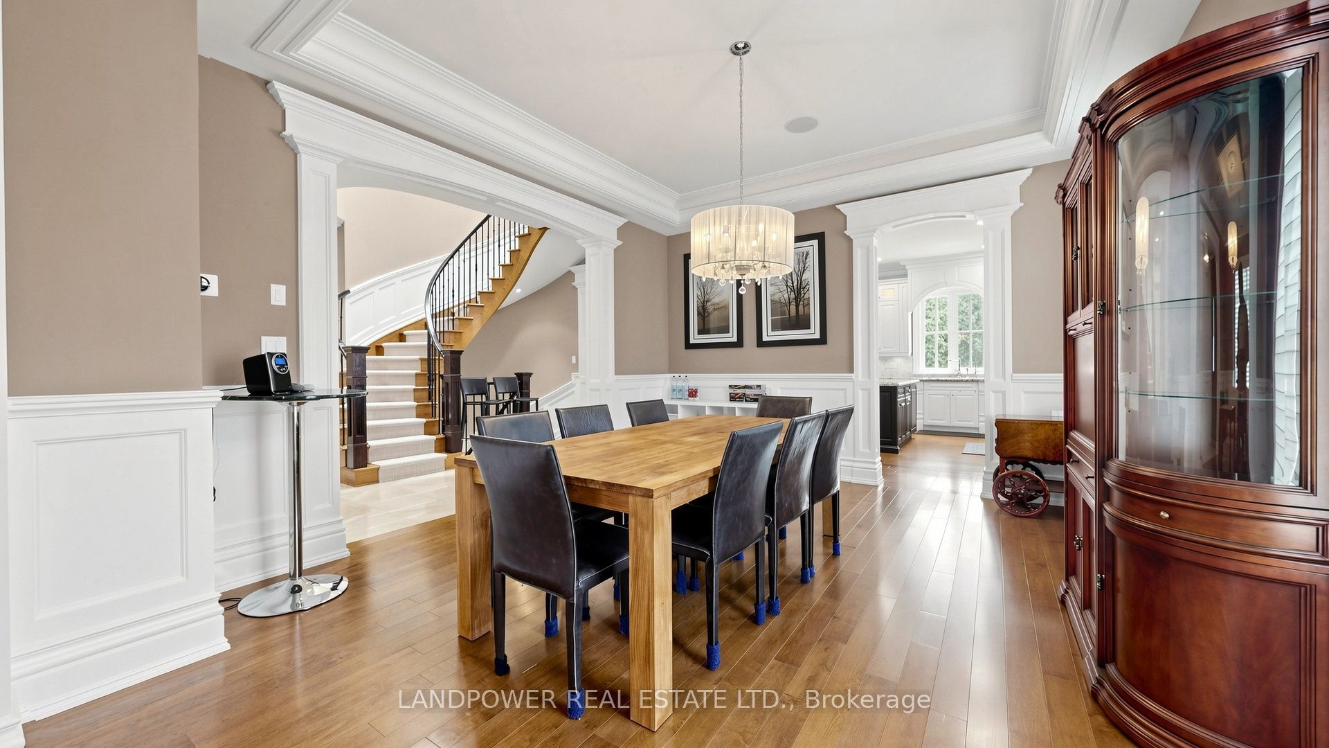 37 Pomander Road Property Photo 8