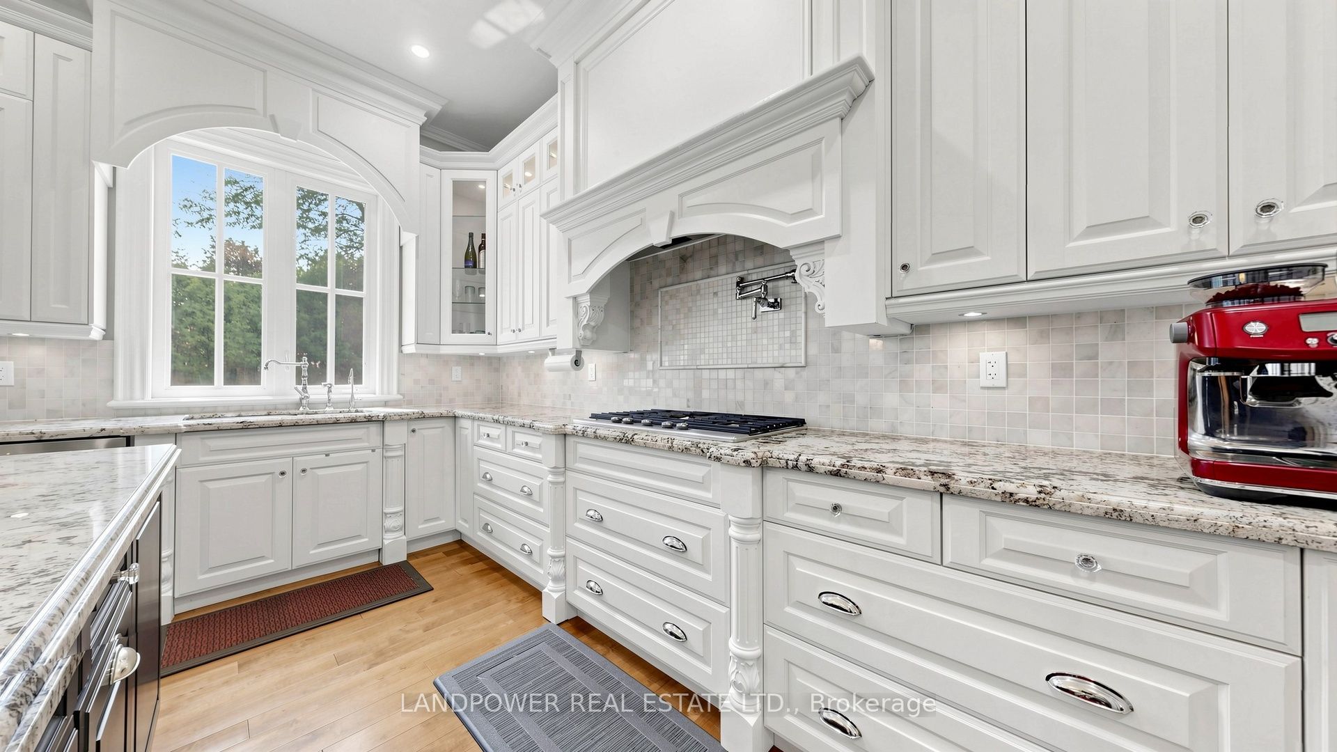 37 Pomander Road Property Photo 10