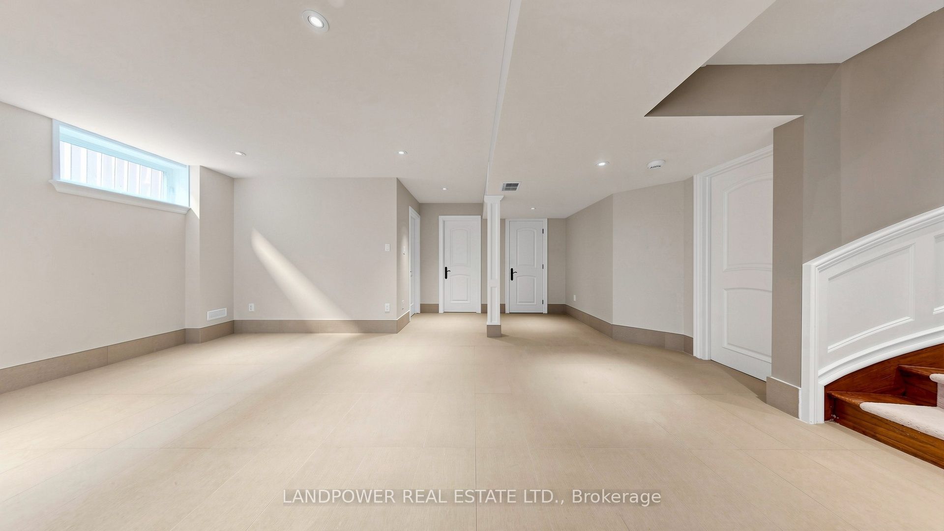 37 Pomander Road Property Photo 30