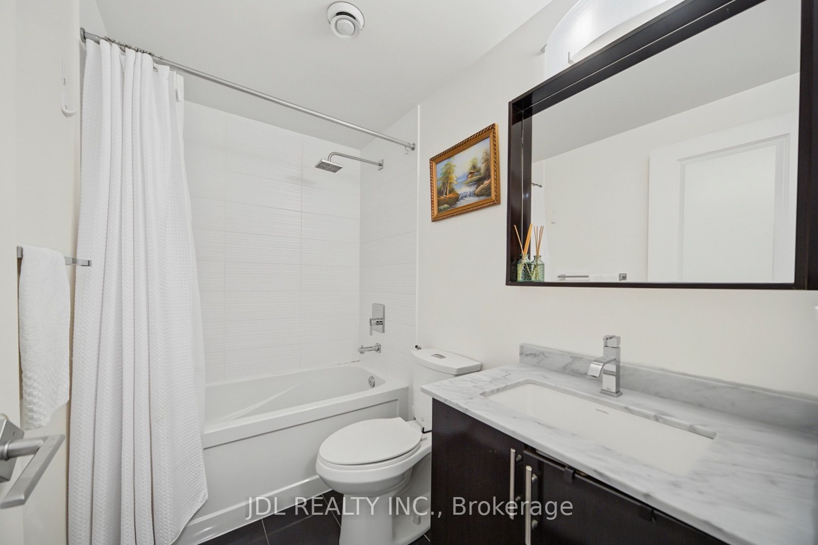 7165 Yonge Street 902 Property Photo 7