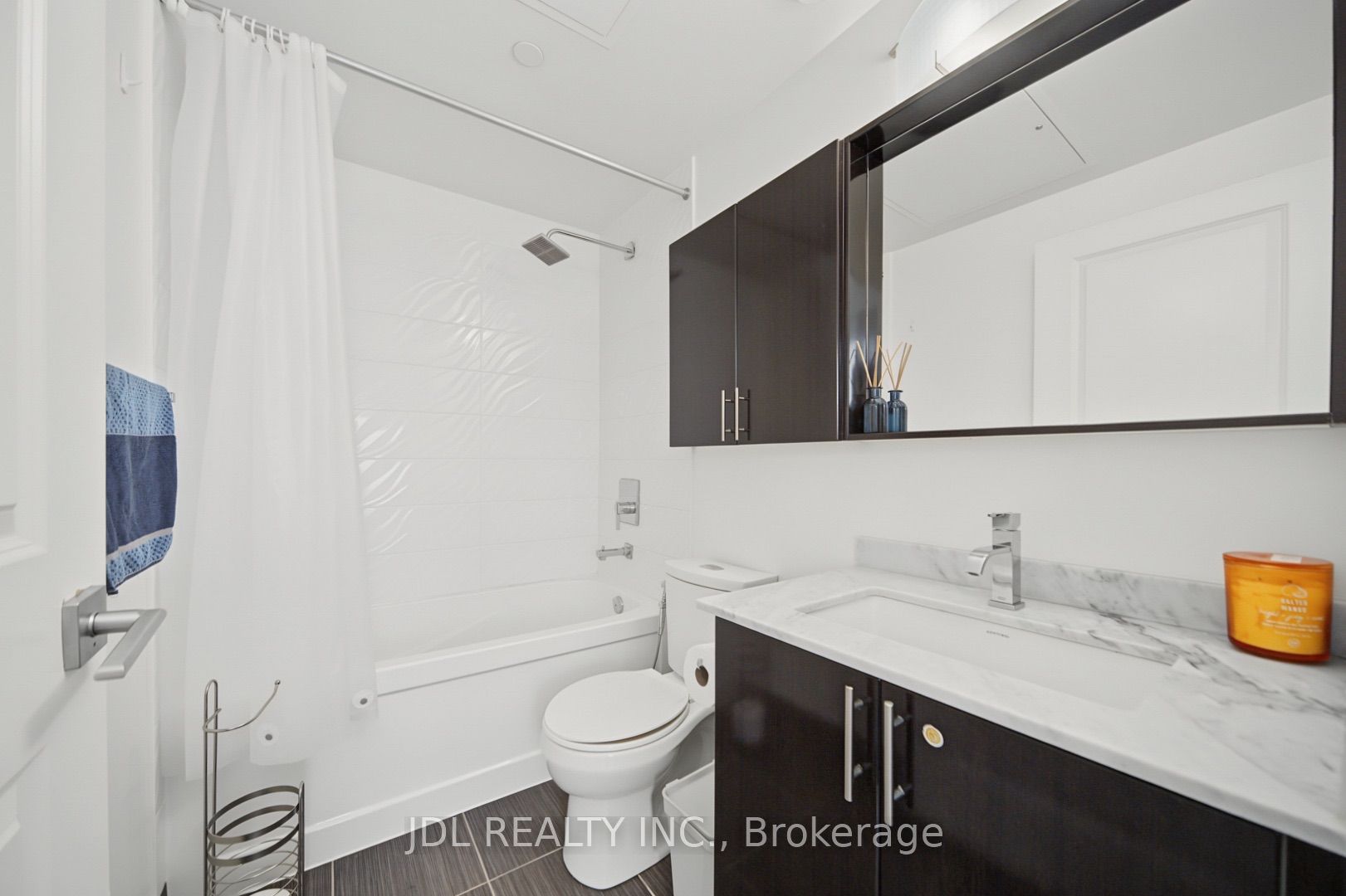 7165 Yonge Street 902 Property Photo 25