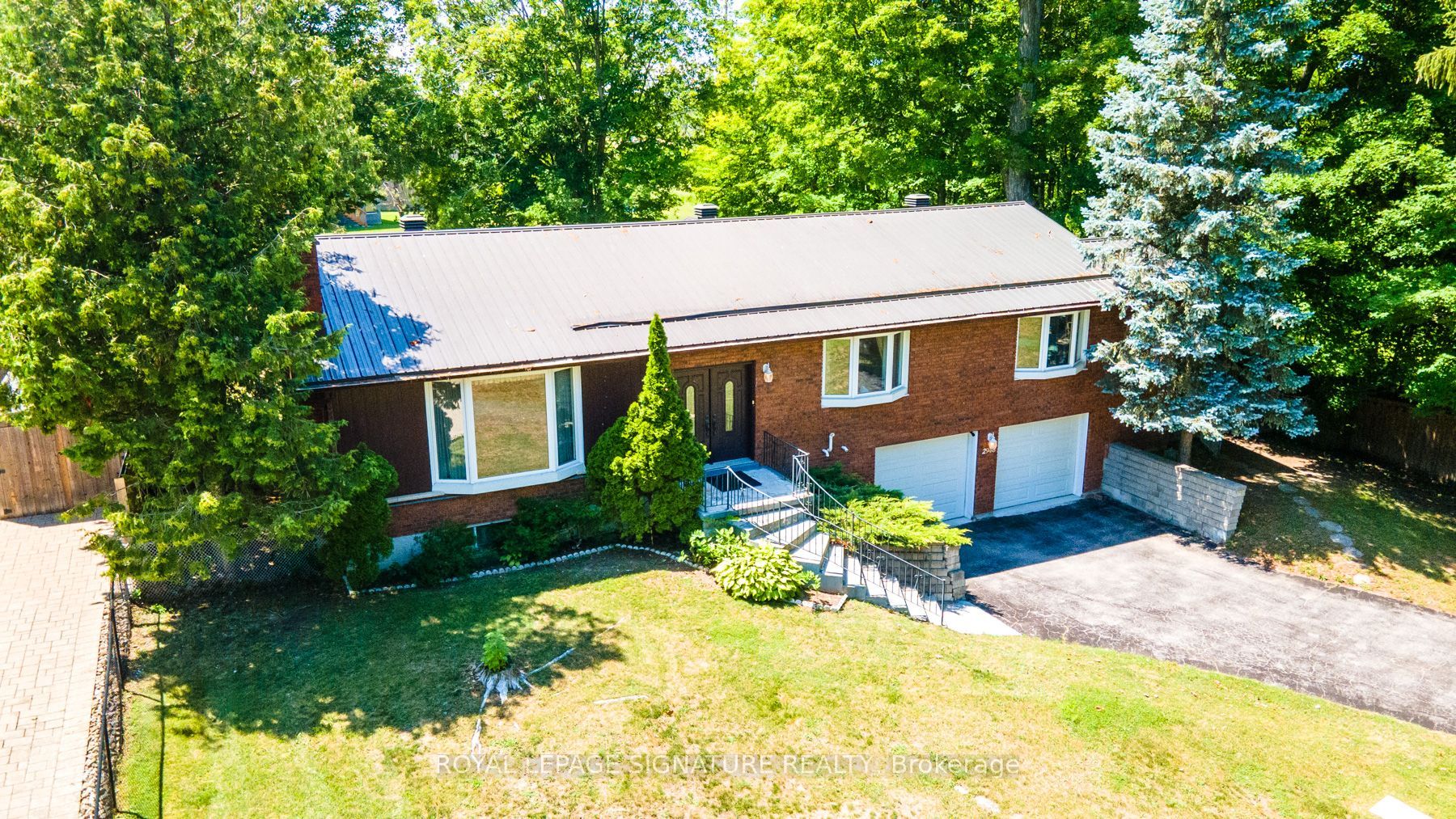 2948 Lillian Street Property Photo 1