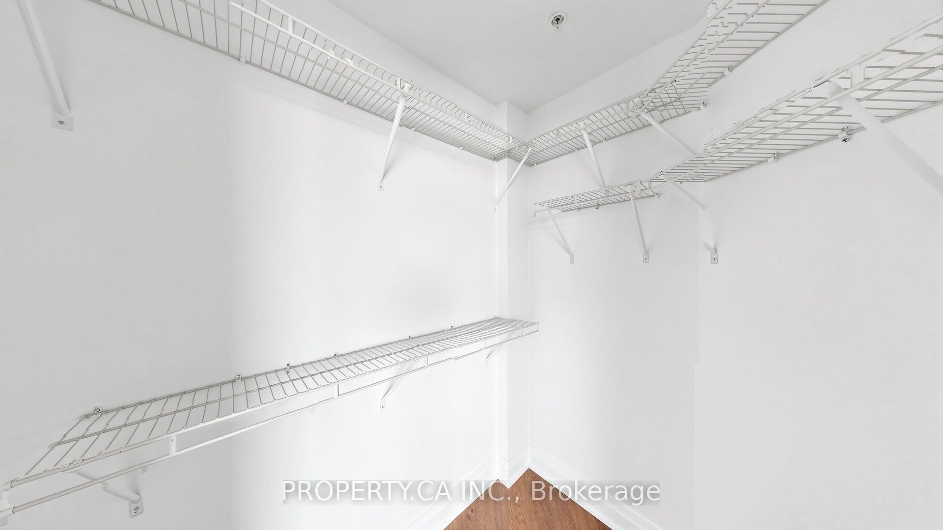 24 Woodstream Boulevard 516 Property Photo 22