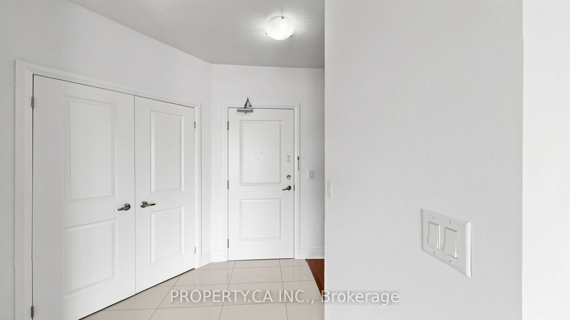 24 Woodstream Boulevard 516 Property Photo 29