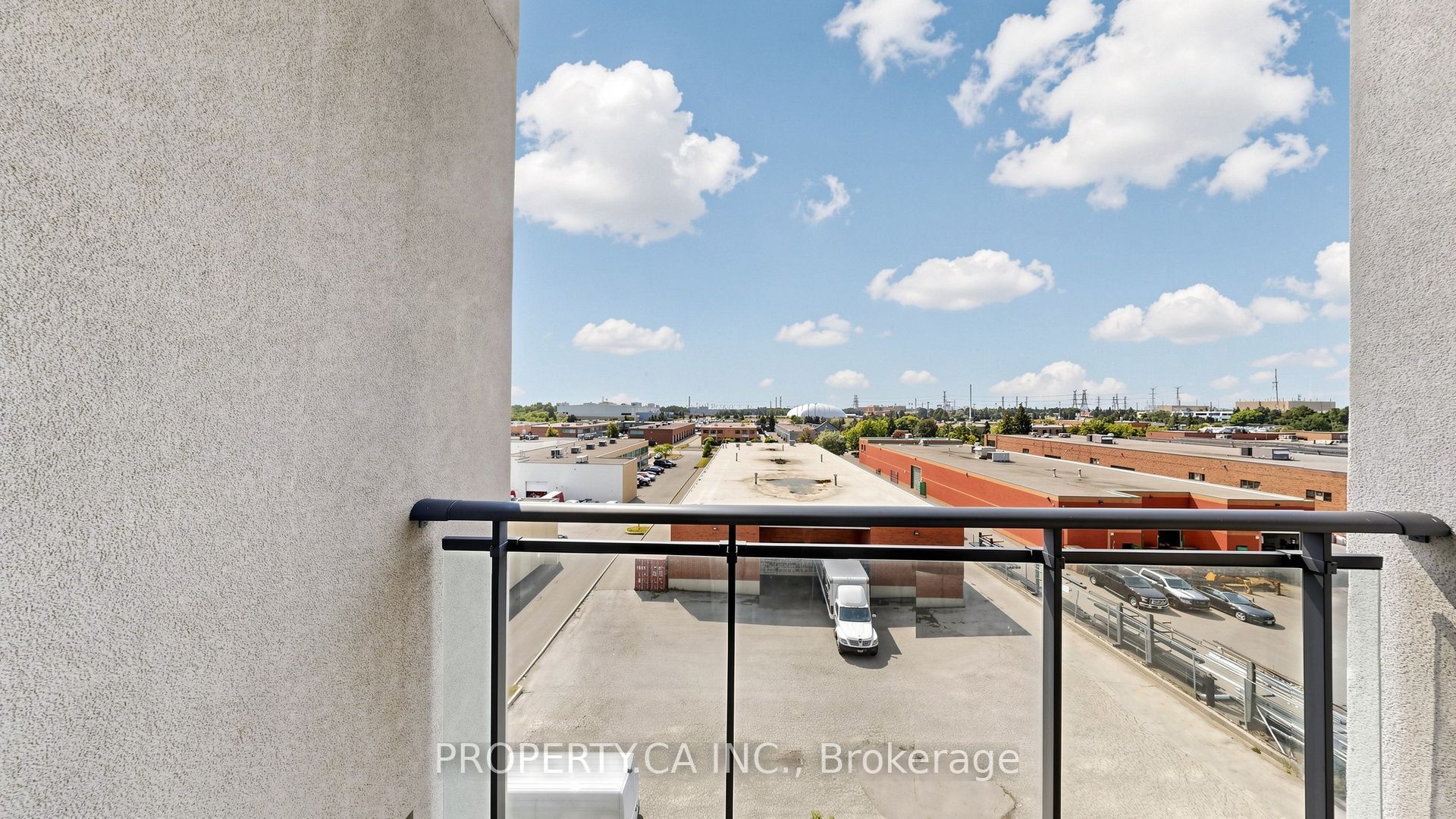 24 Woodstream Boulevard 516 Property Photo 33