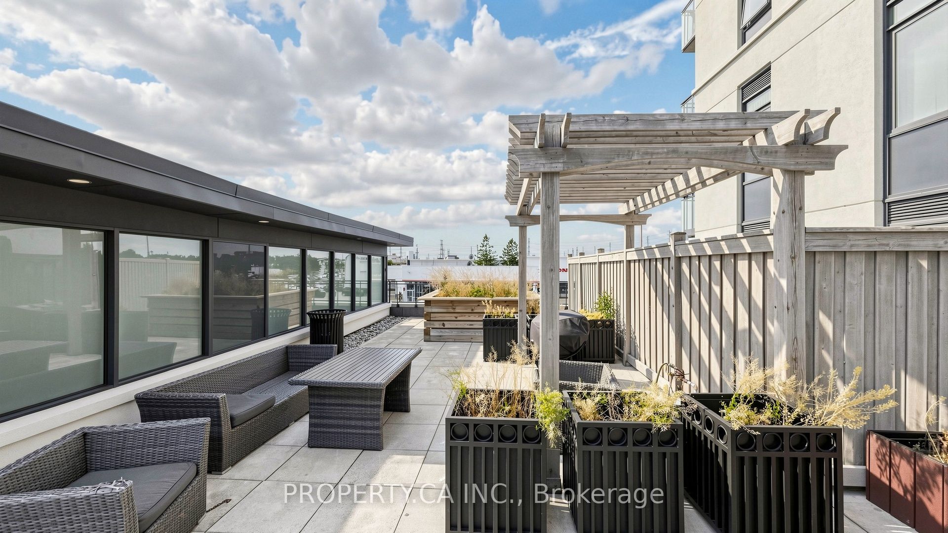 24 Woodstream Boulevard 516 Property Photo 41
