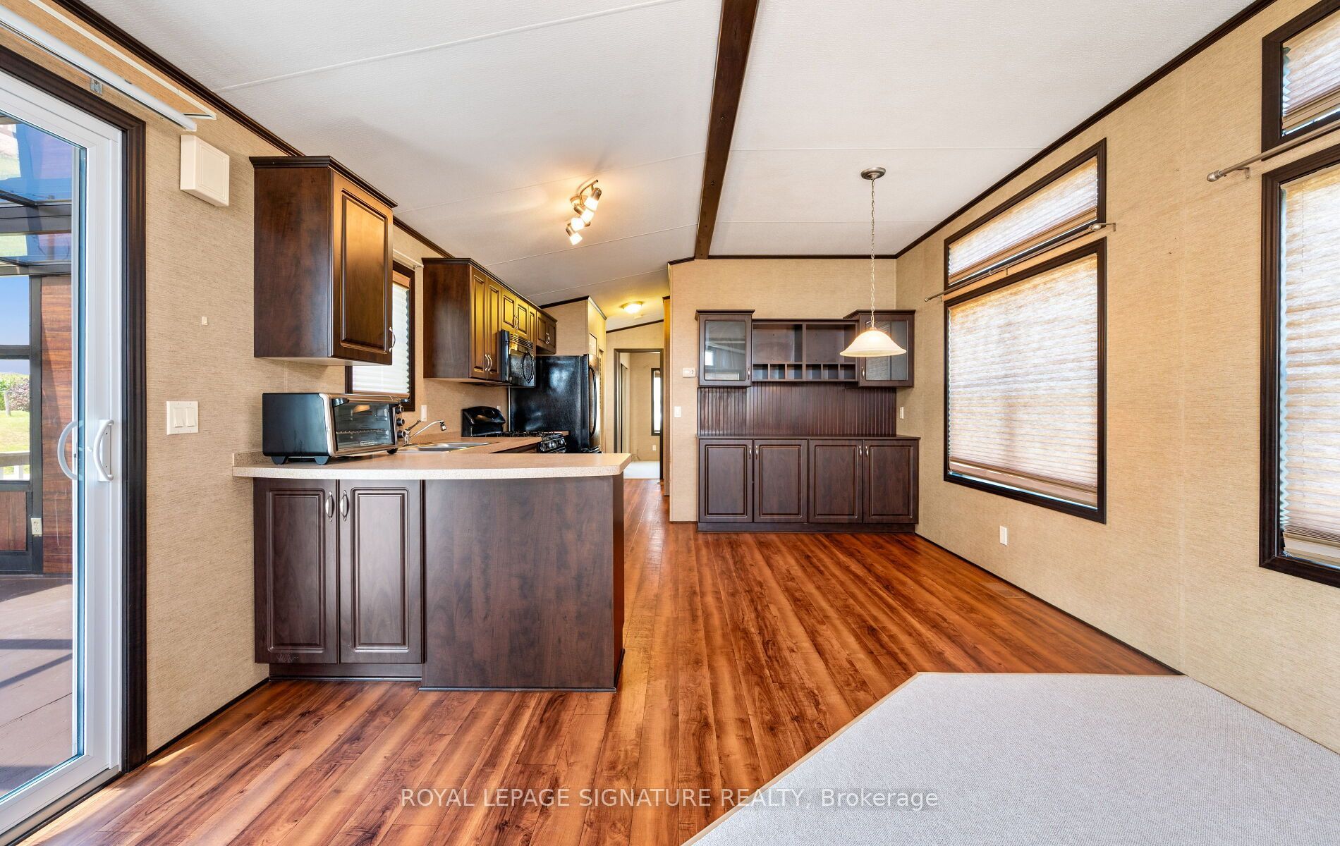 49 Sunrise Circle Property Photo 12