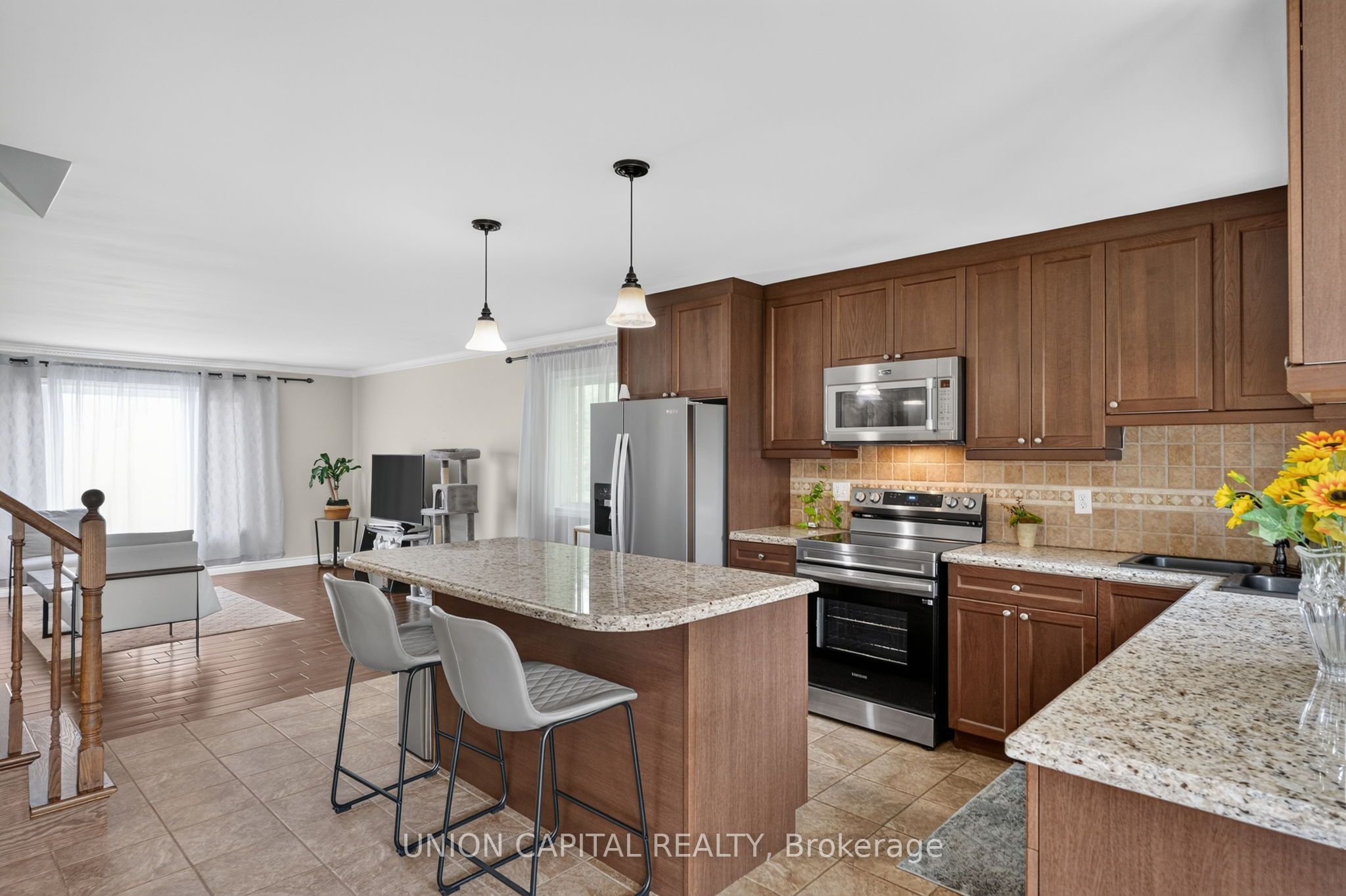 3132 Ravenshoe Road Property Photo 12