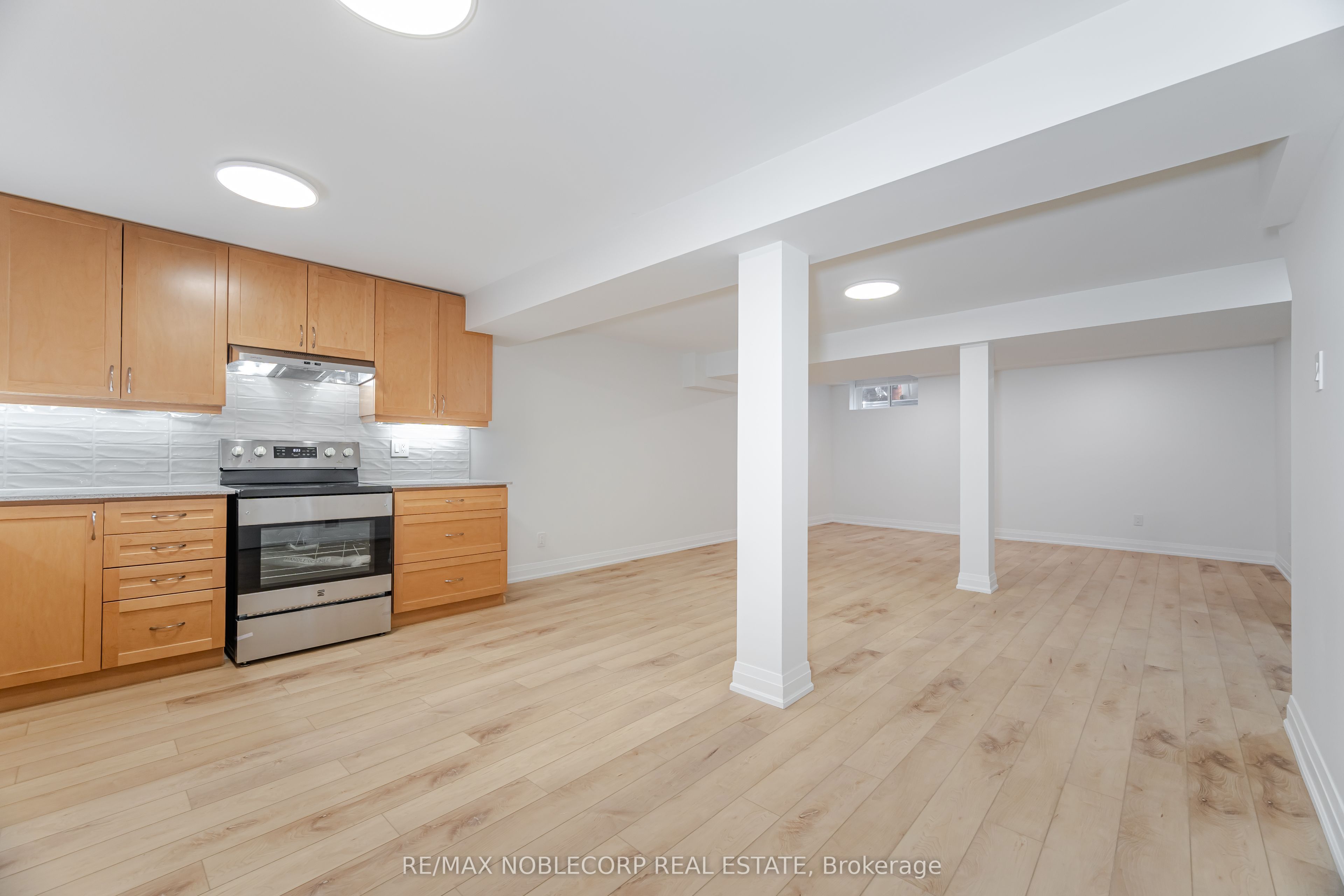 131 Dunstan Crescent Lower Property Photo 16