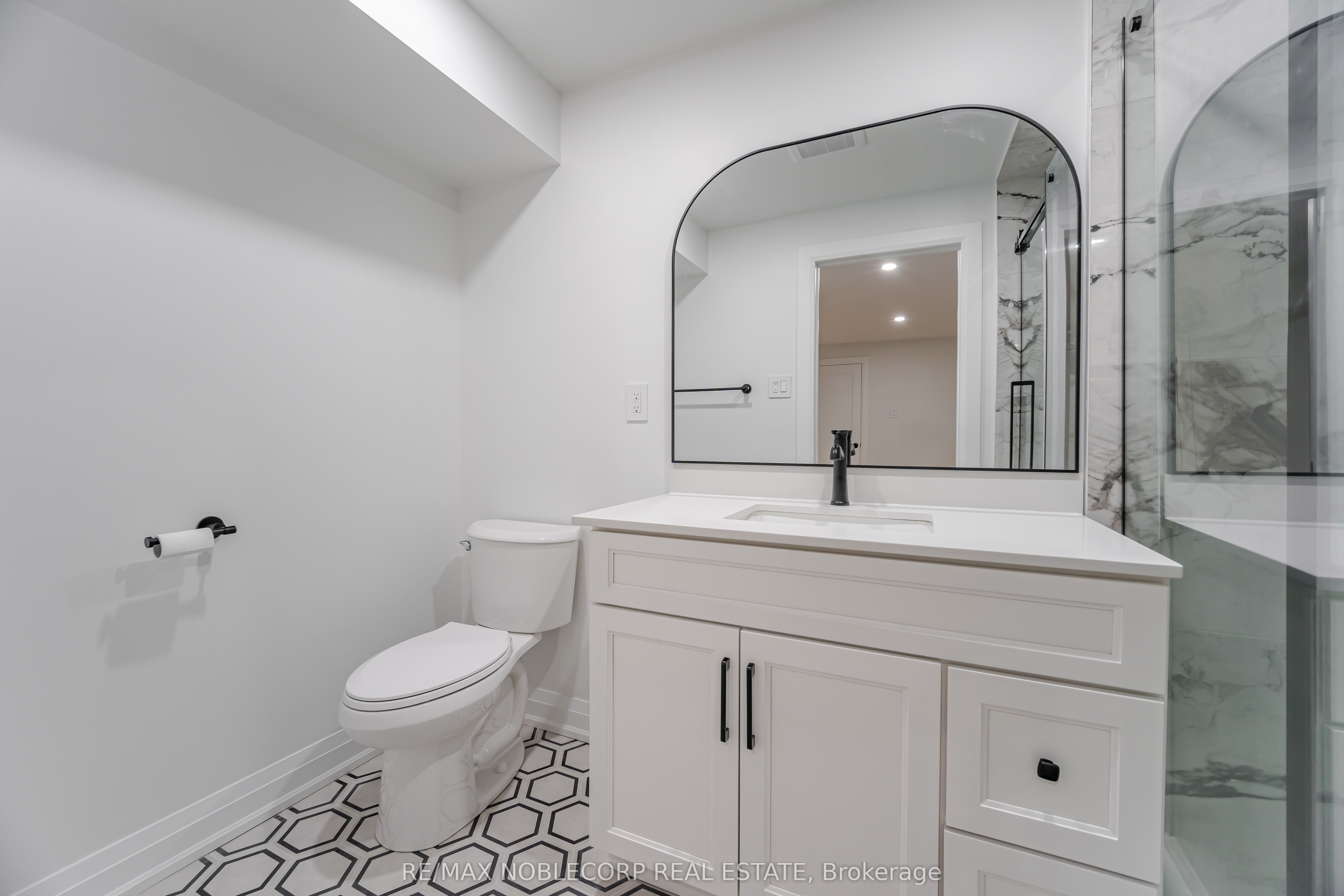 131 Dunstan Crescent Lower Property Photo 22