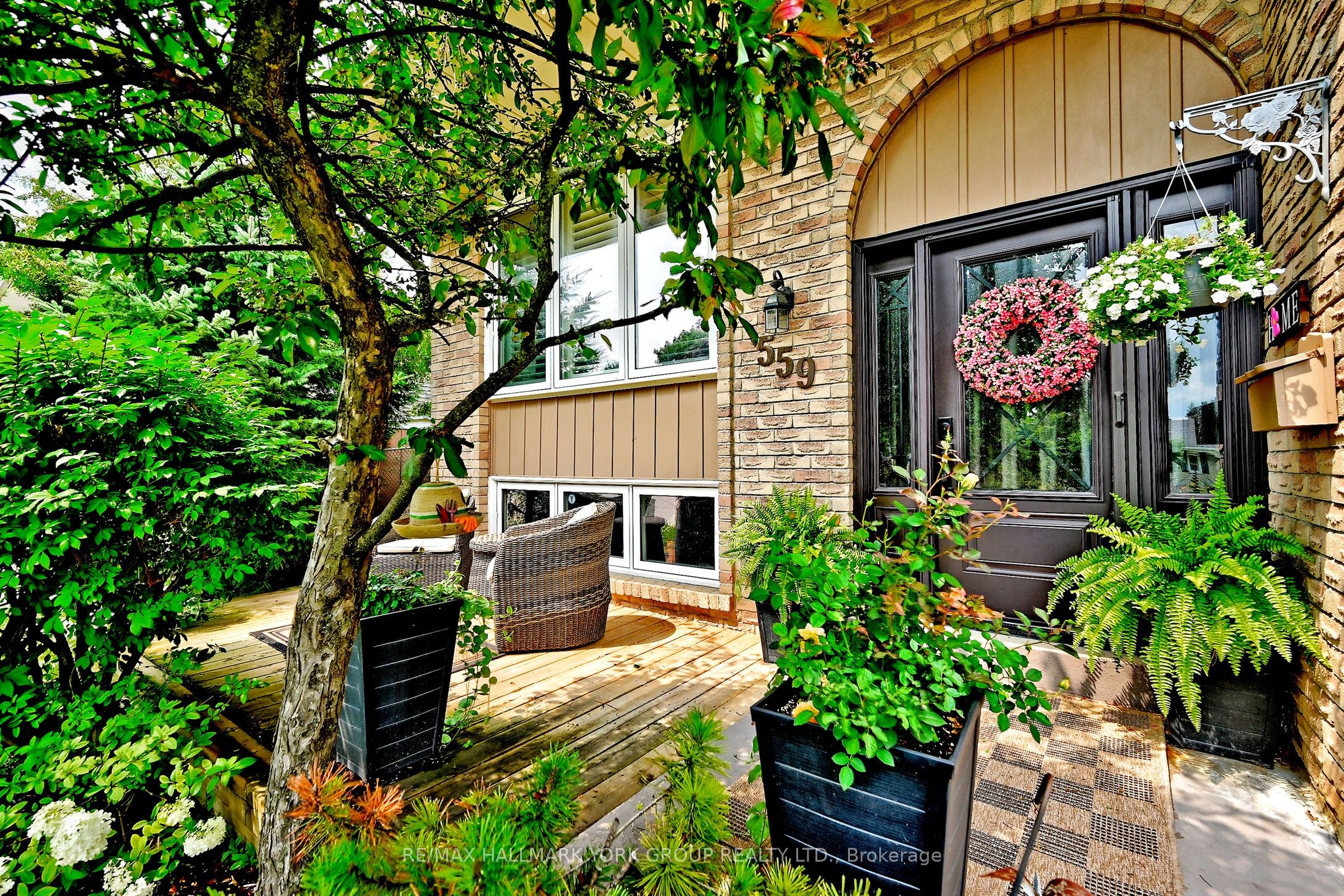 559 Haines Road Property Photo 3