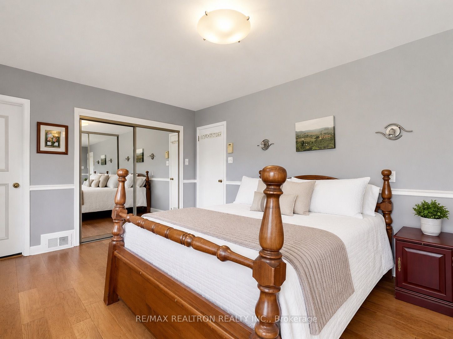 22 Longbridge Road Property Photo 15