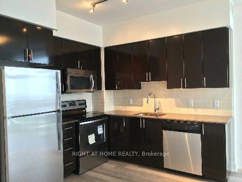 85 North Park Road 1405 Property Photo 6