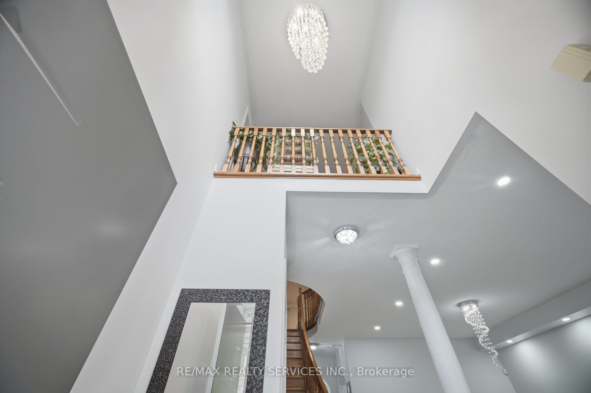45 Skylark Drive Property Photo 7