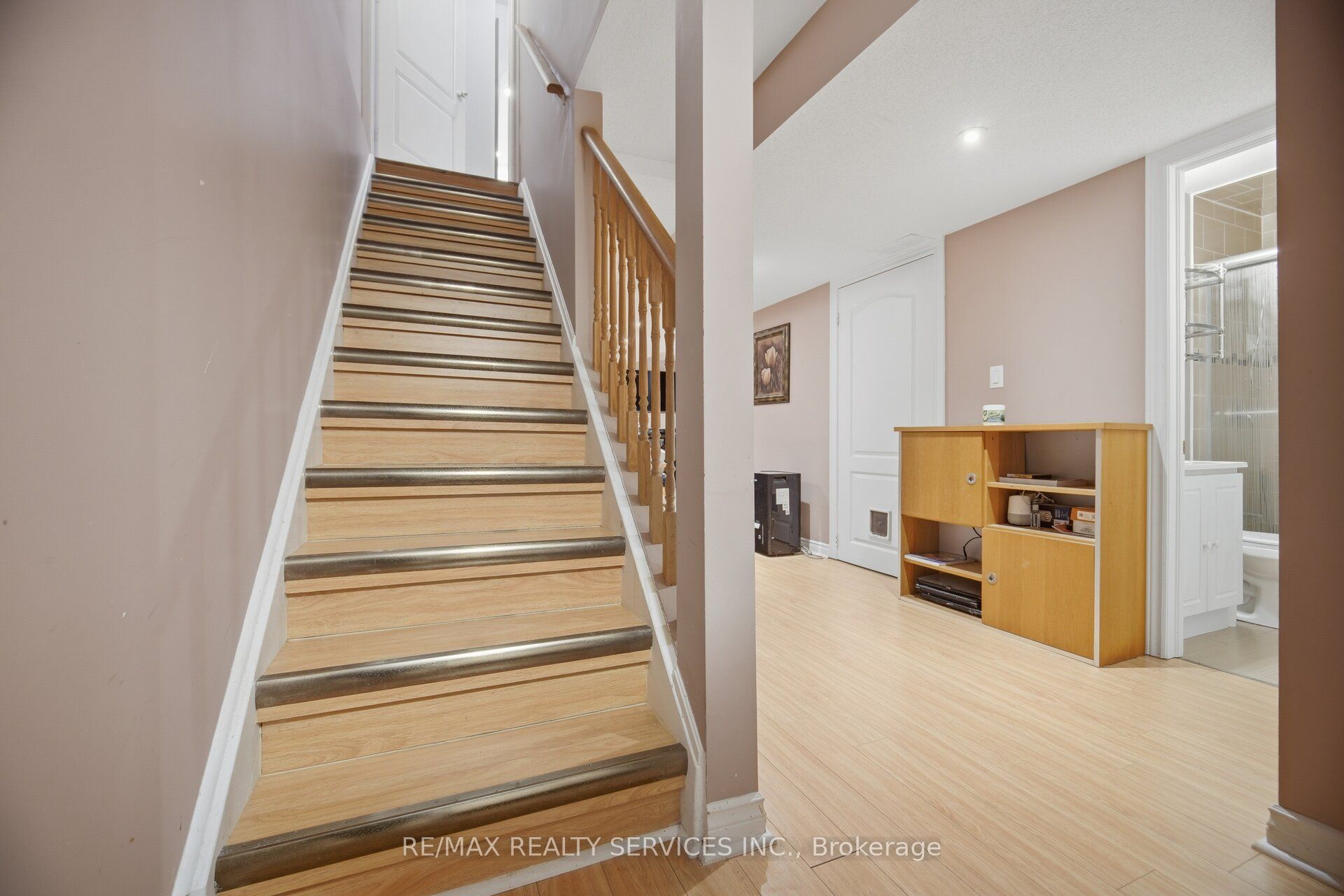 45 Skylark Drive Property Photo 36