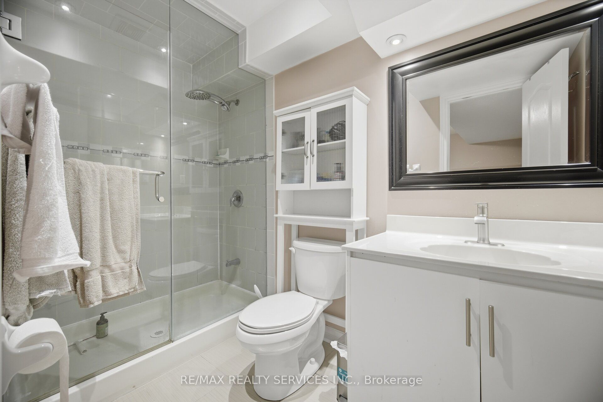 45 Skylark Drive Property Photo 43