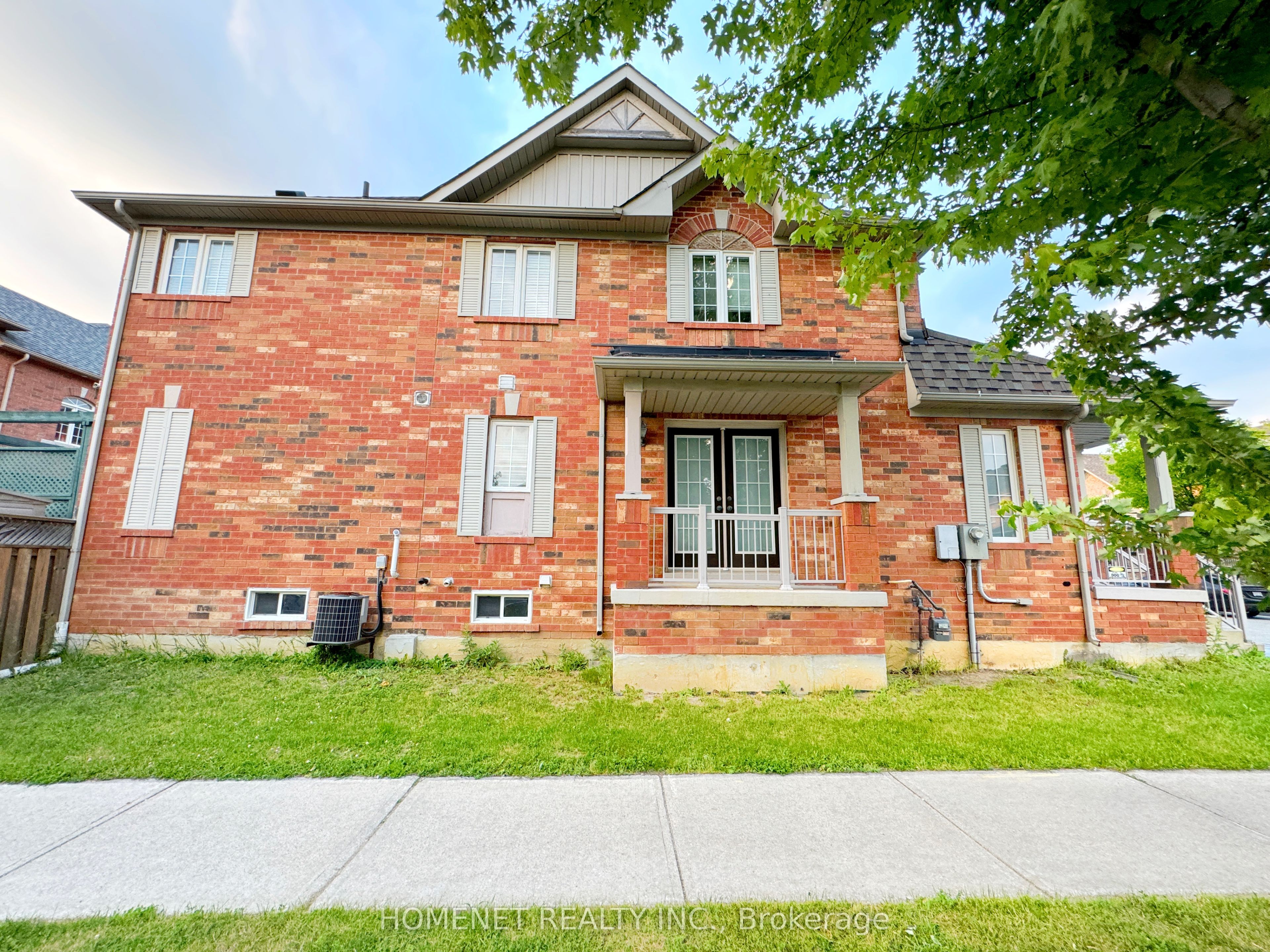 2 Stotts Crescent Property Photo 3