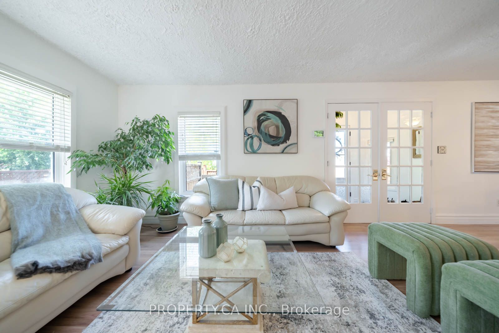 131 Cook's Bay Drive Property Photo 15