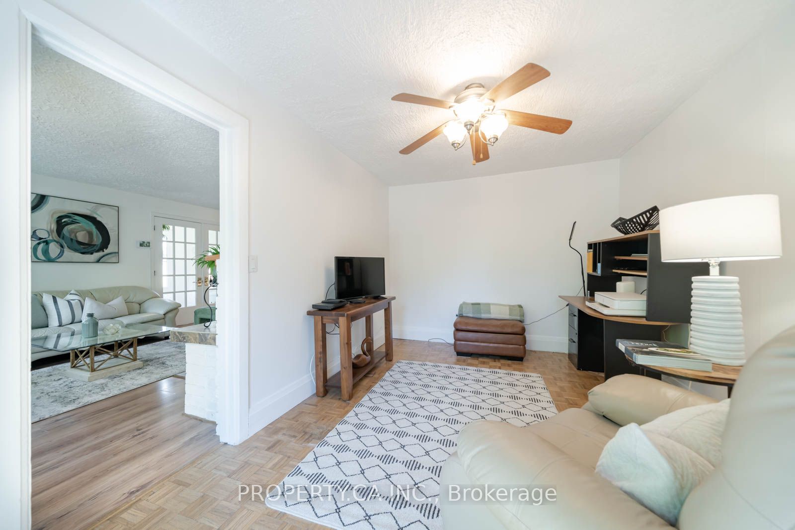 131 Cook's Bay Drive Property Photo 19