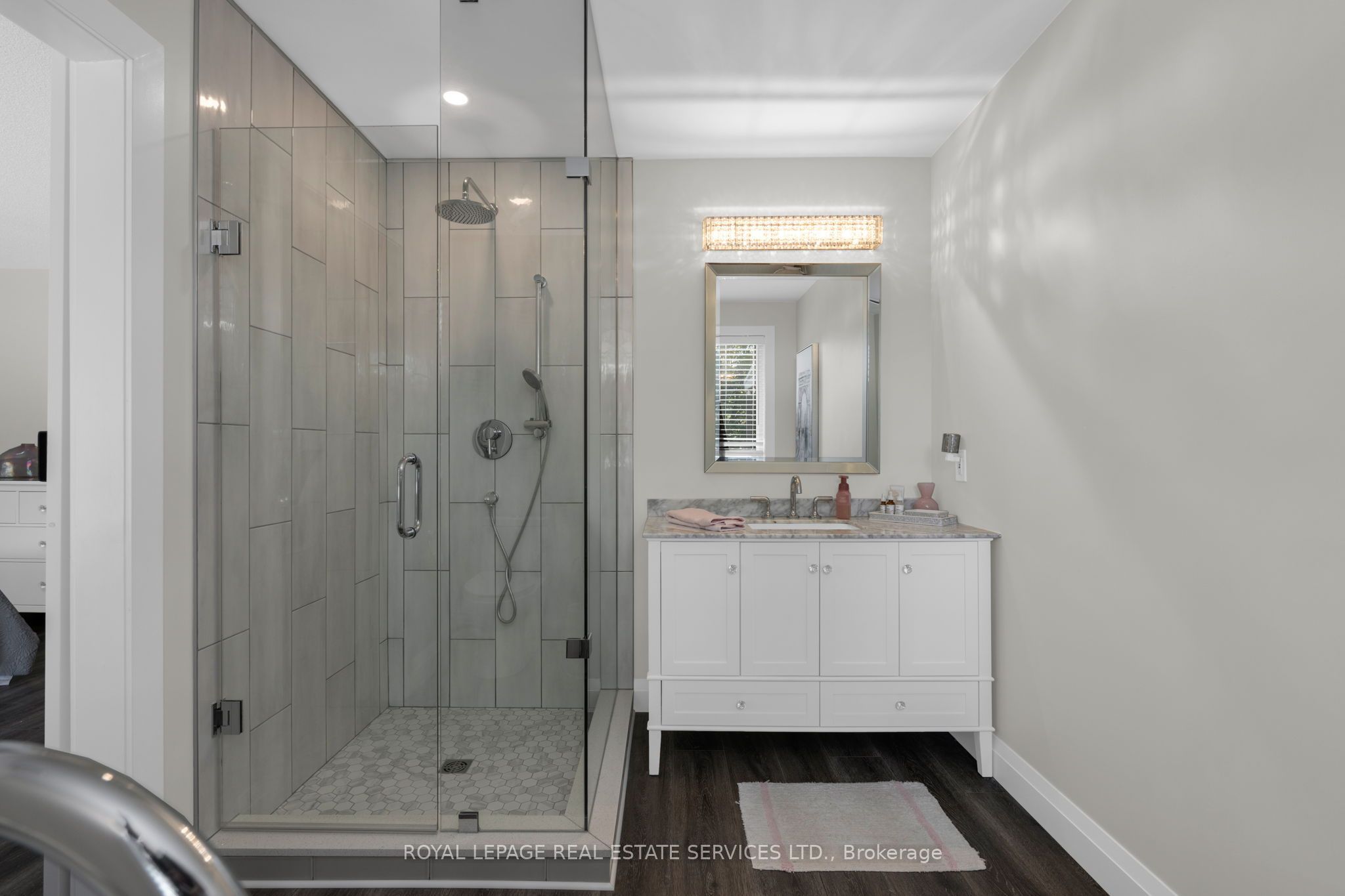 619 Glen Cedar Crescent Property Photo 17