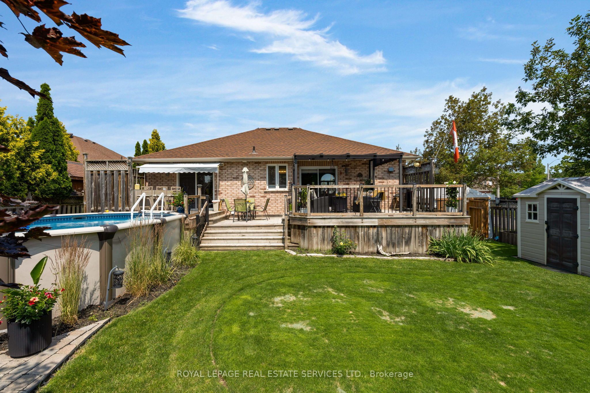 619 Glen Cedar Crescent Property Photo 39