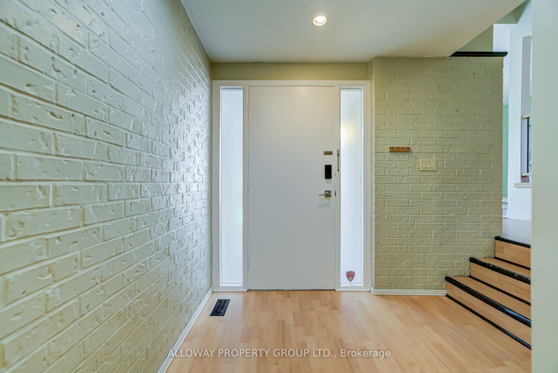 32 Reesorville Road Property Photo 5