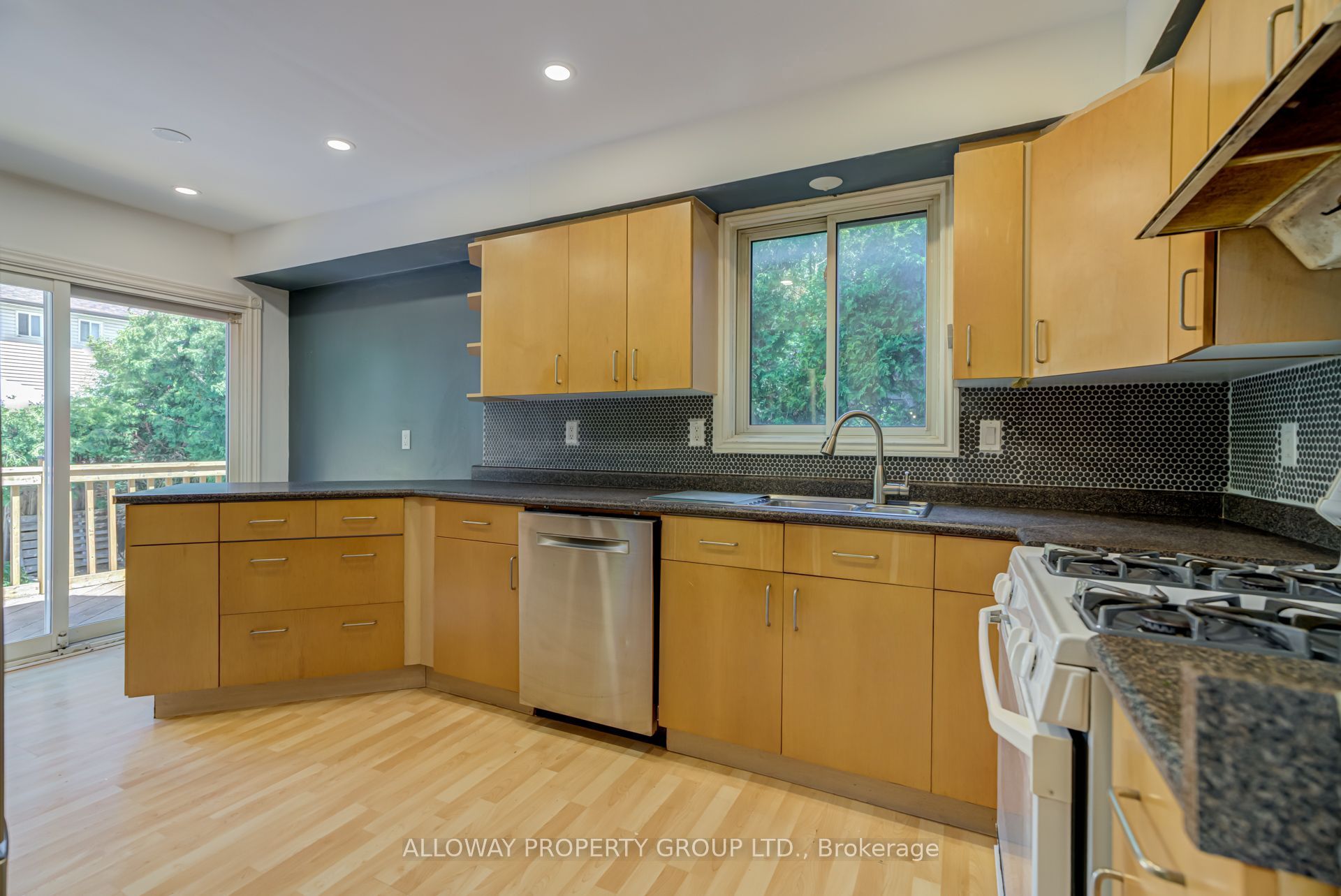 32 Reesorville Road Property Photo 14