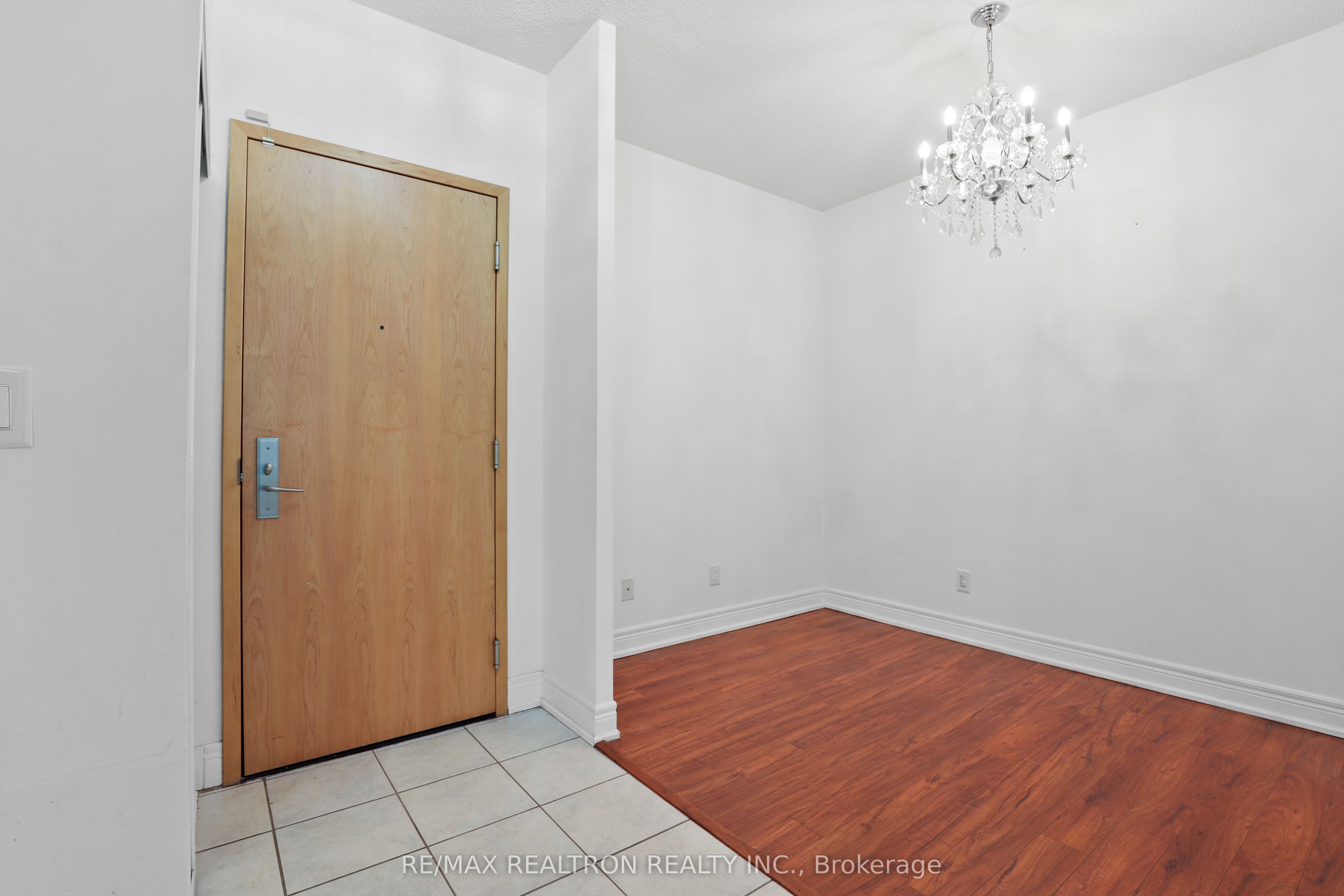 48 Suncrest Boulevard 112 Property Photo 13