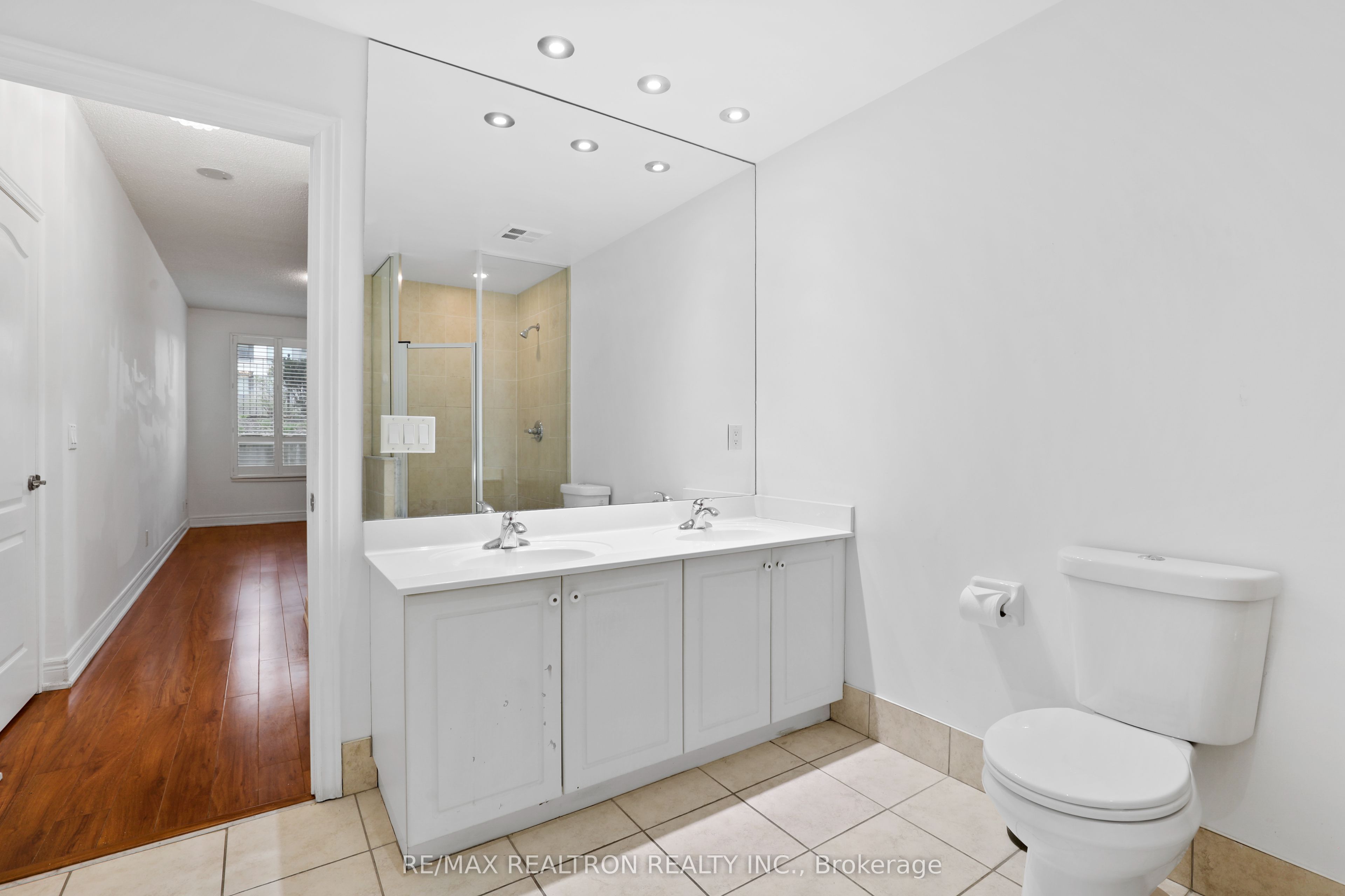 48 Suncrest Boulevard 112 Property Photo 28