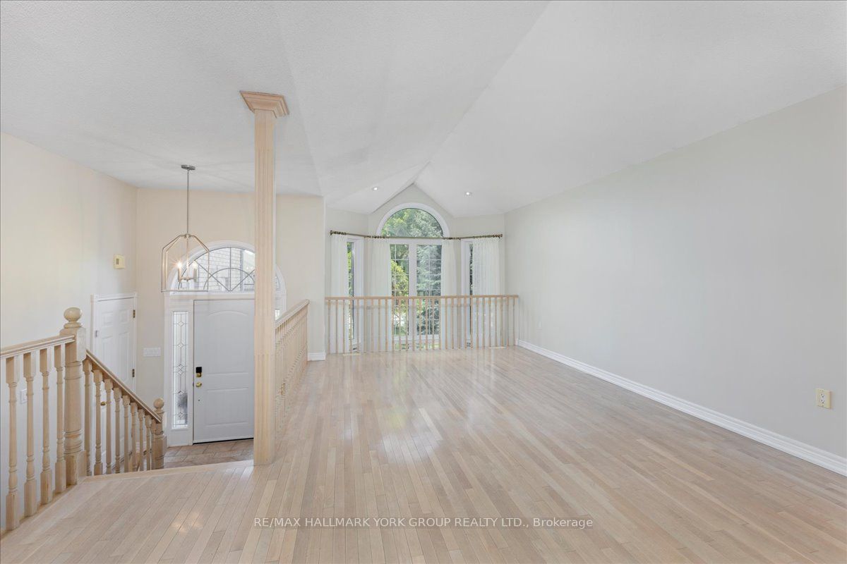 45 Highcastle Avenue Property Photo 10