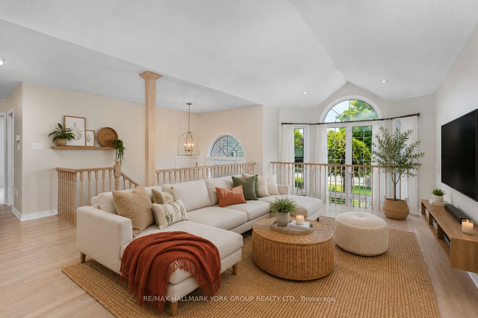 45 Highcastle Avenue Property Photo 11