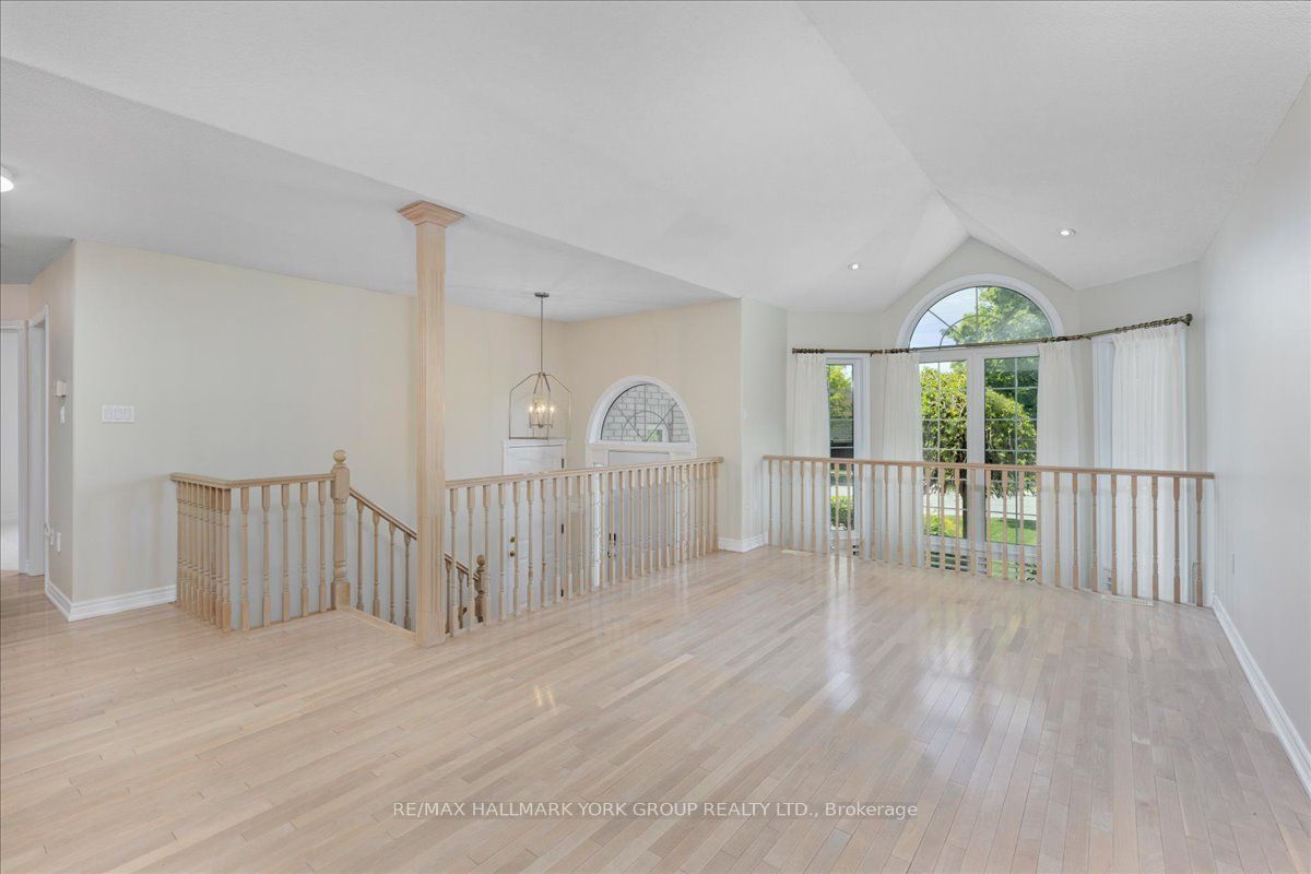 45 Highcastle Avenue Property Photo 12