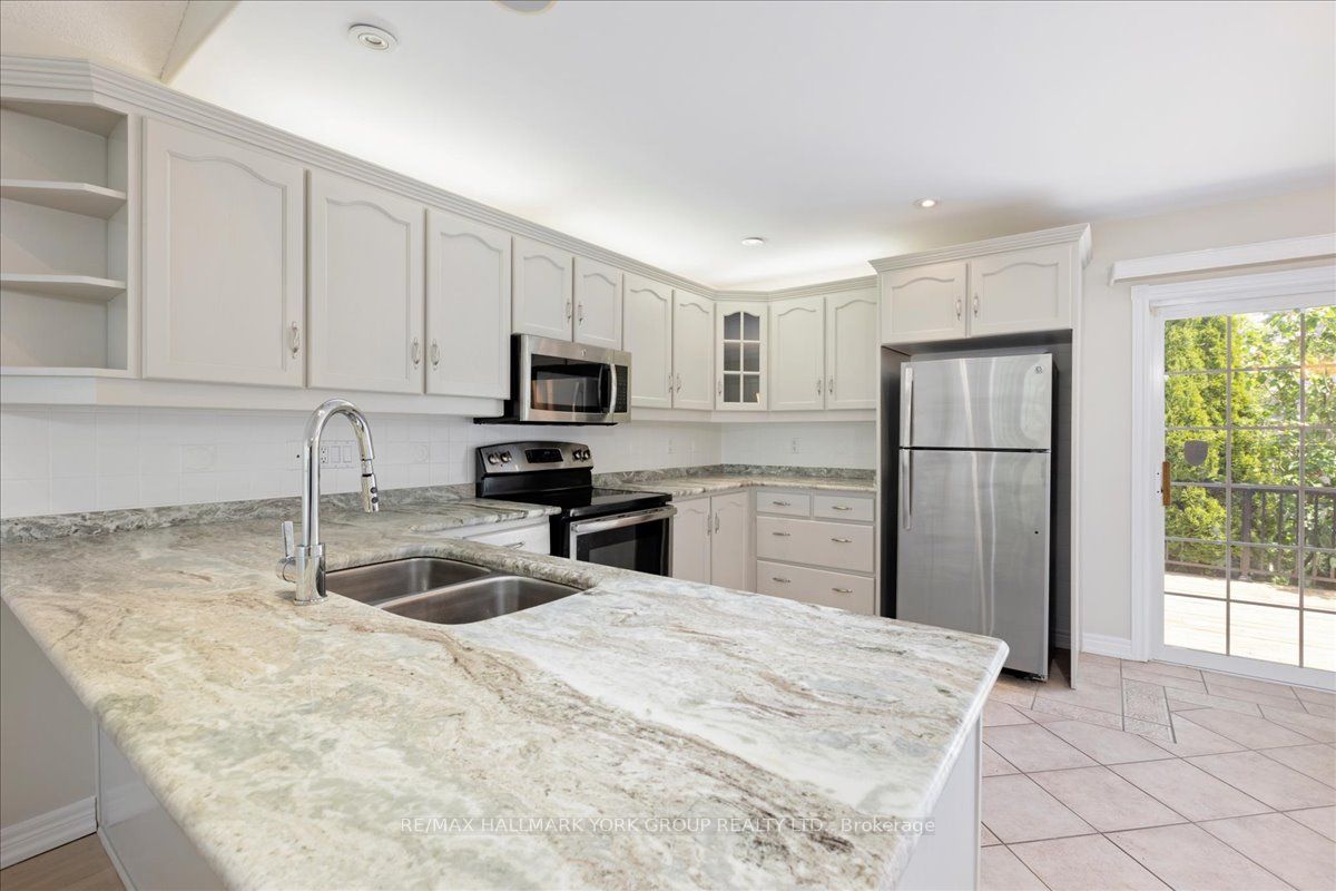 45 Highcastle Avenue Property Photo 15