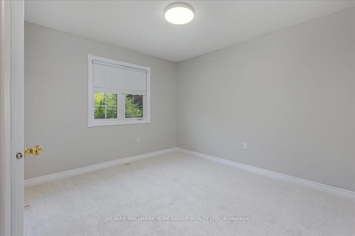45 Highcastle Avenue Property Photo 25