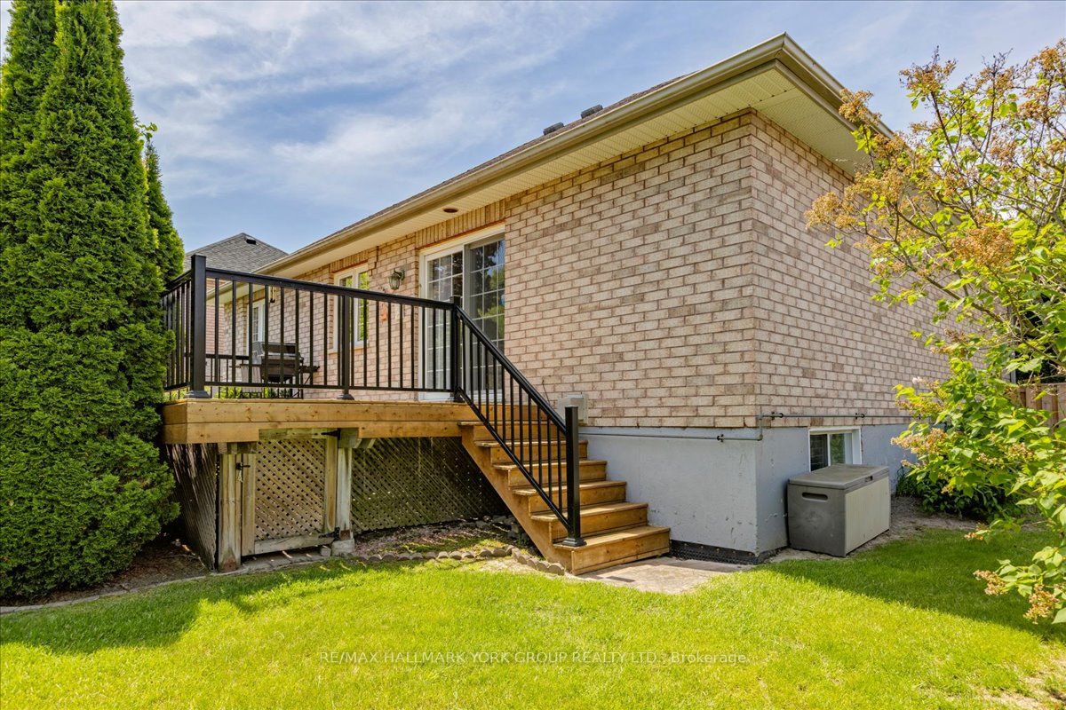 45 Highcastle Avenue Property Photo 37