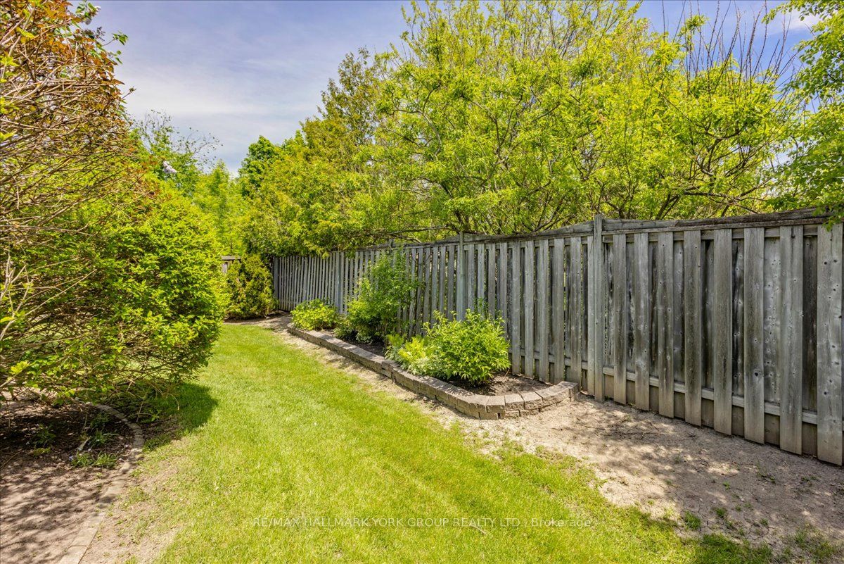 45 Highcastle Avenue Property Photo 39