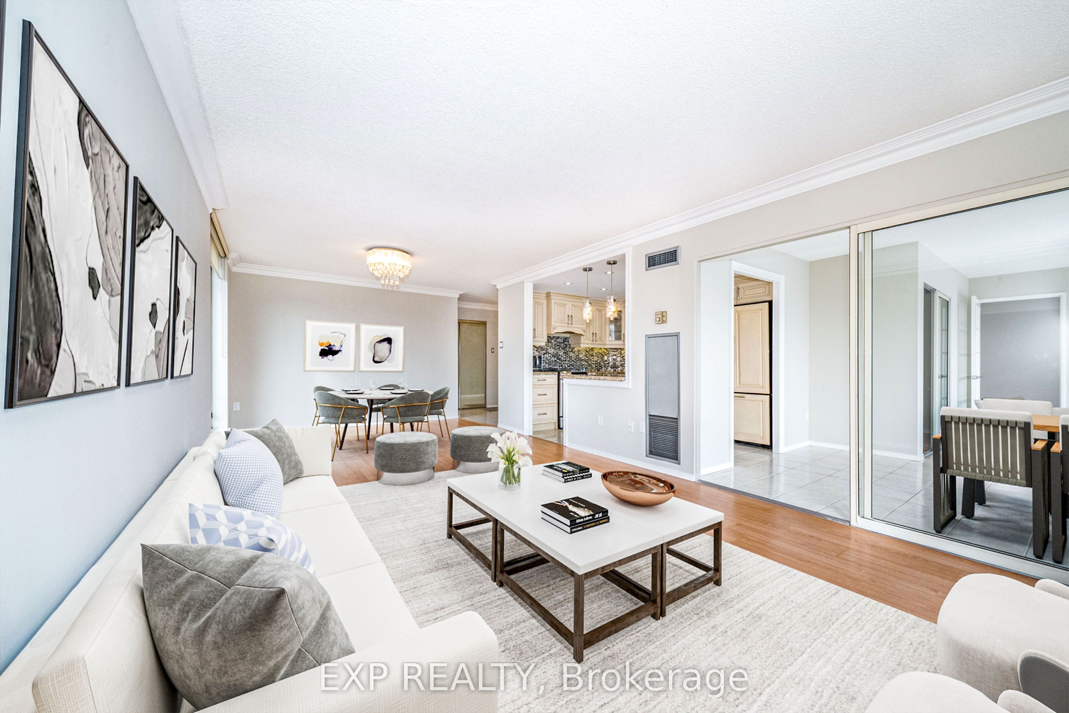 30 Harding Boulevard W 404 Property Photo 1