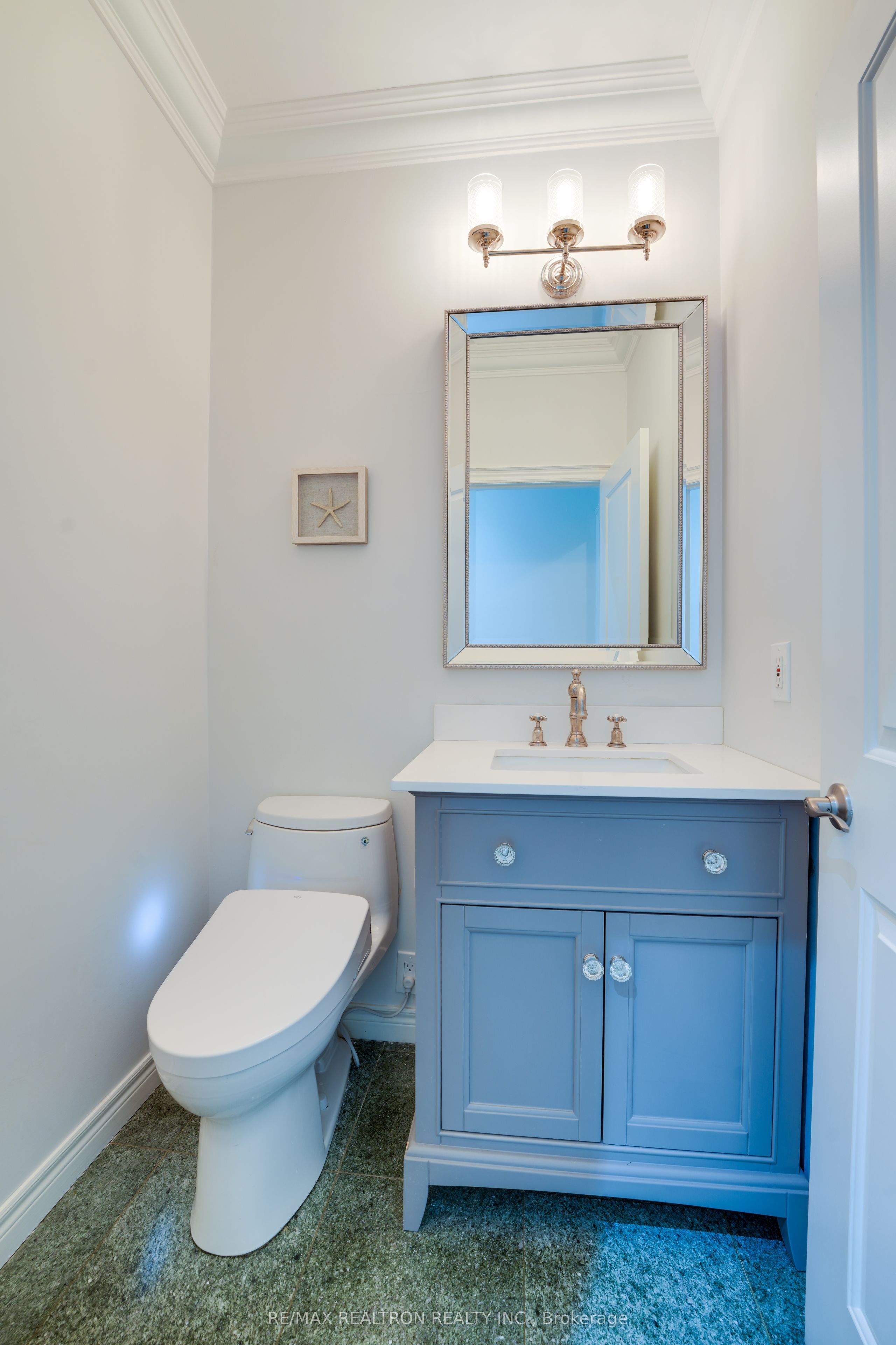 117 Theodore Place Property Photo 32