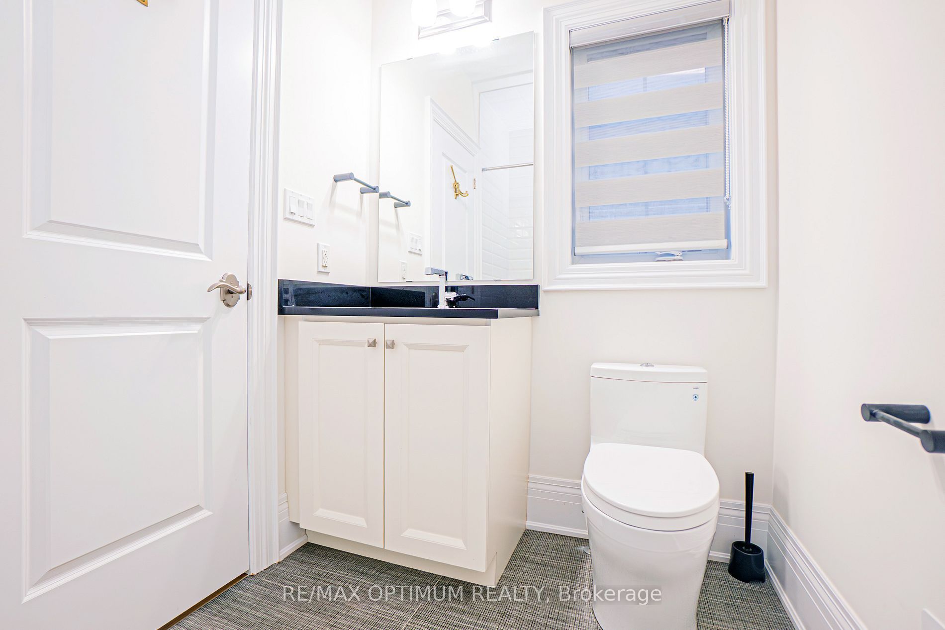 53 Kinburn Crescent Property Photo 28