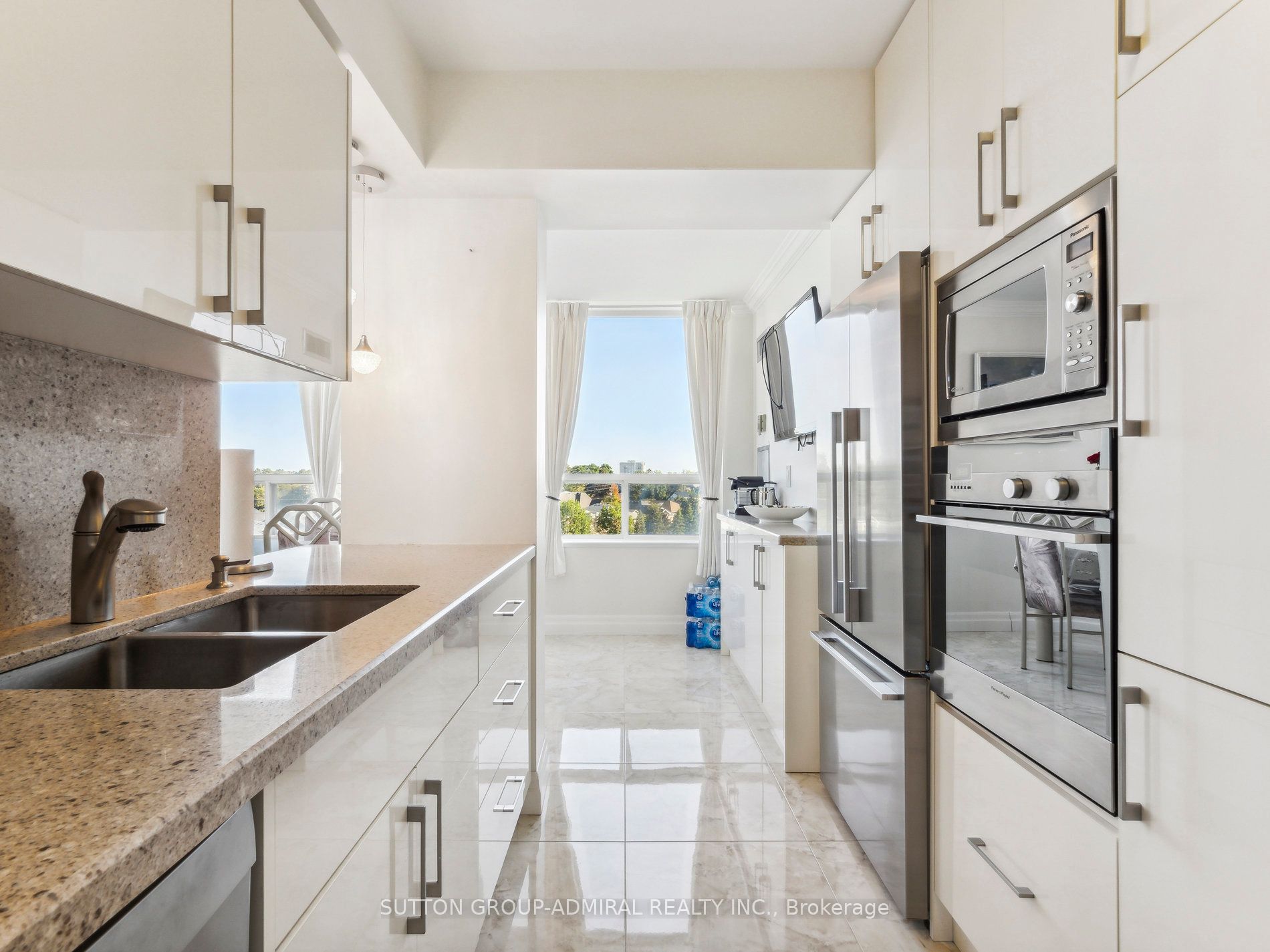 7 Townsgate Drive 604 Property Photo 10
