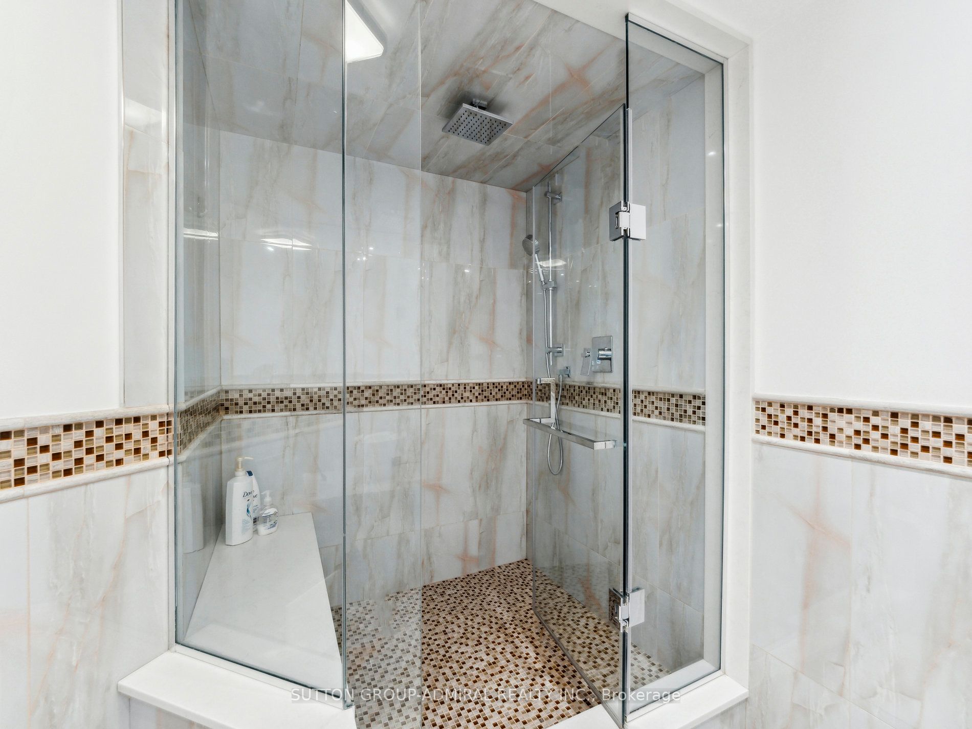 7 Townsgate Drive 604 Property Photo 16